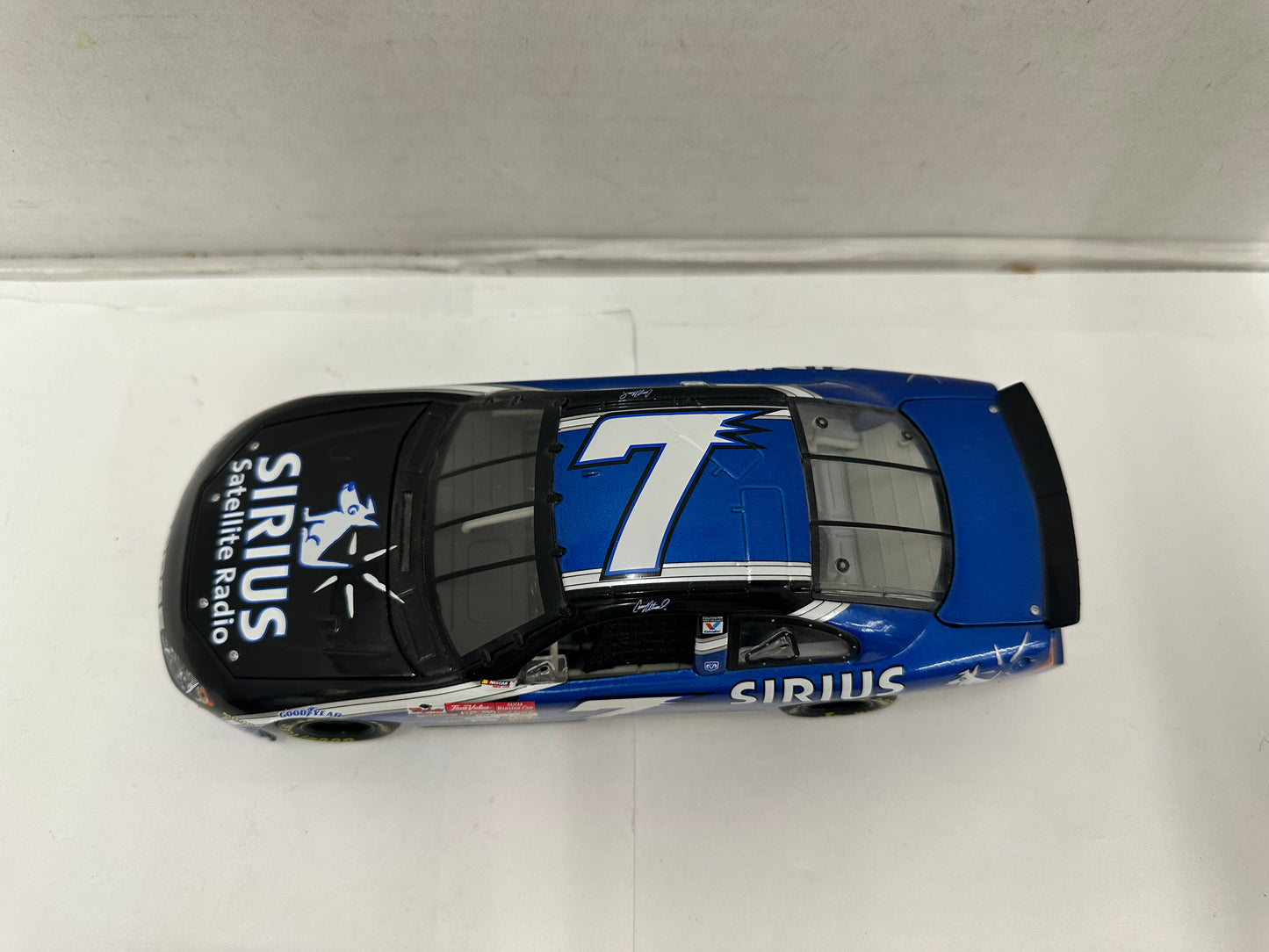 Action 1:24 NASCAR Sirius #7 Casey Atwood 2002 Dodge Intrepid R/T