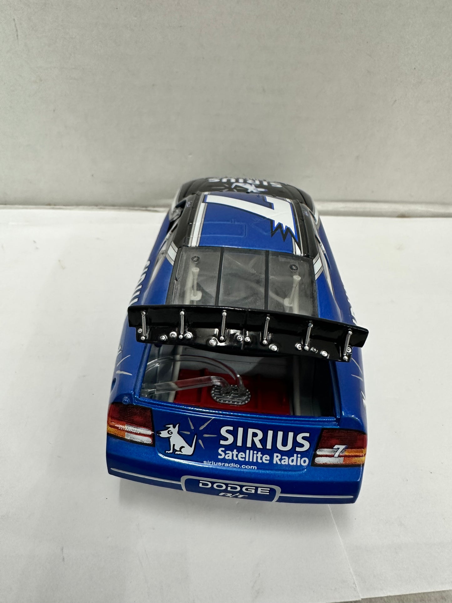 Action 1:24 NASCAR Sirius #7 Casey Atwood 2002 Dodge Intrepid R/T