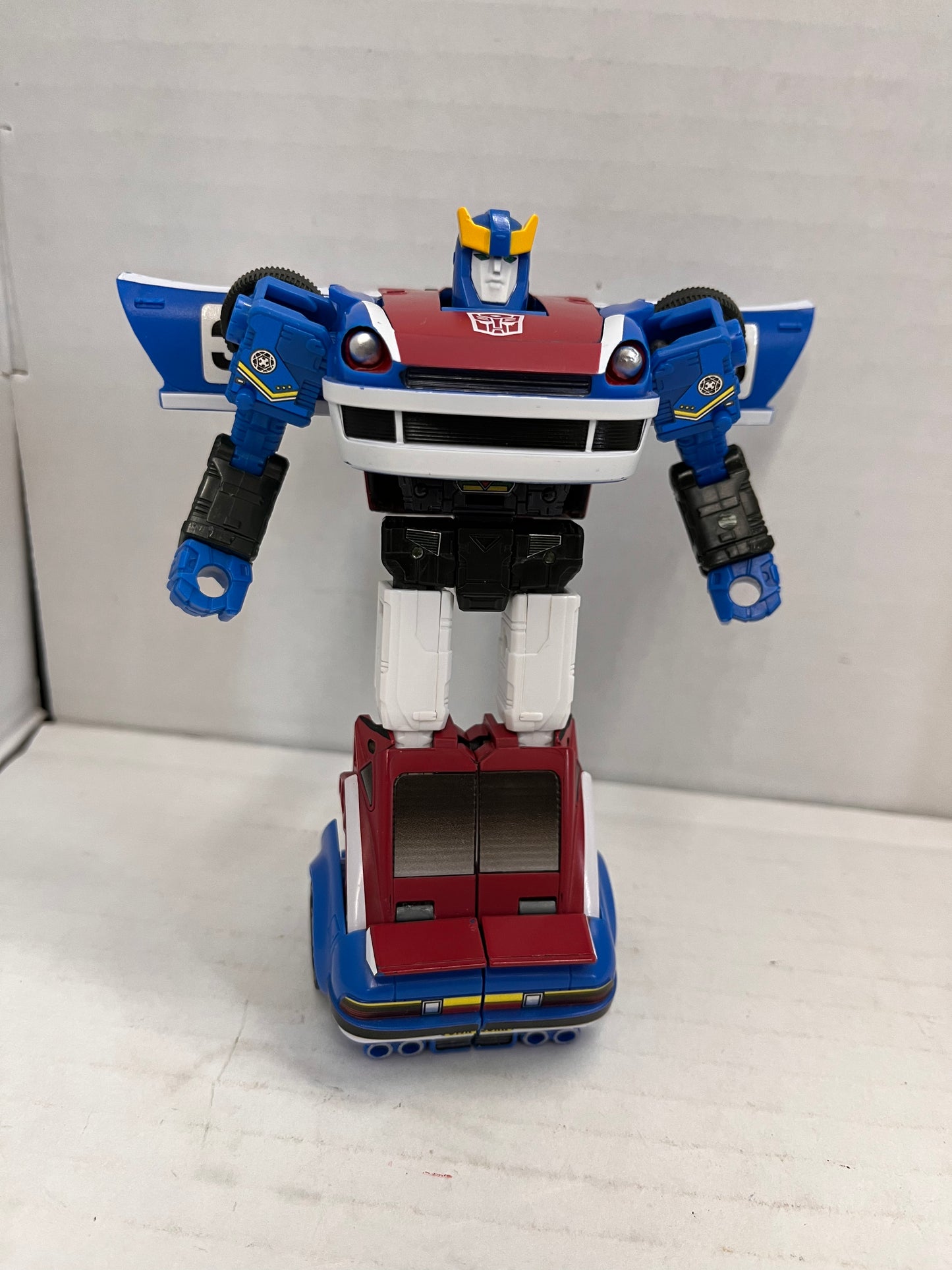 Transformers Earthrise Smokescreen Figure Only WFC War for Cybertron Autobot