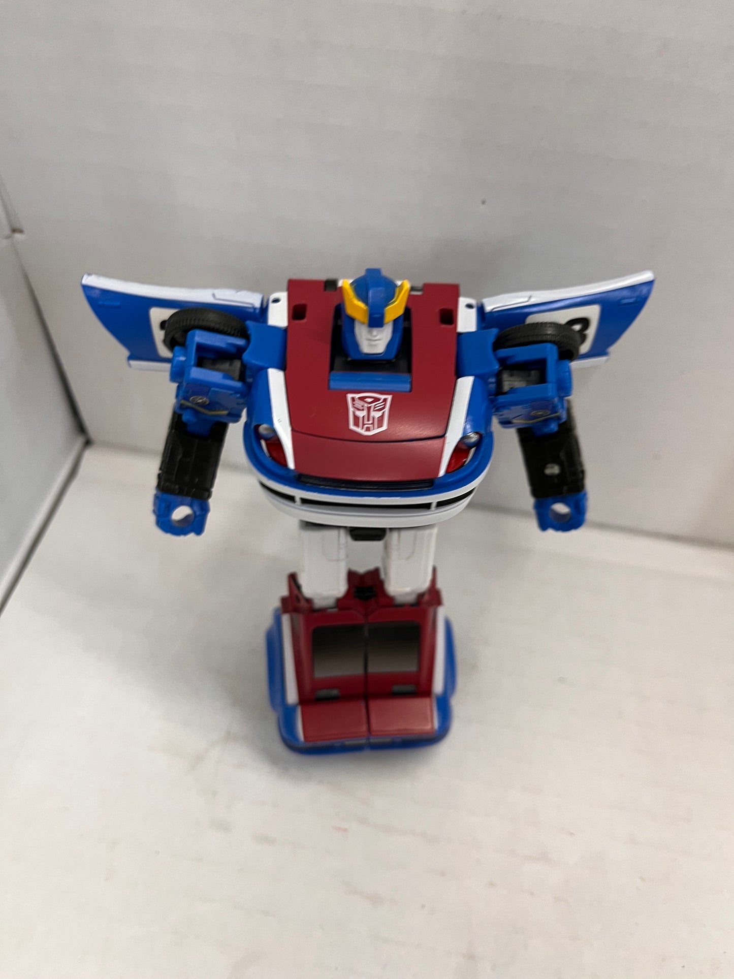 Transformers Earthrise Smokescreen Figure Only WFC War for Cybertron Autobot