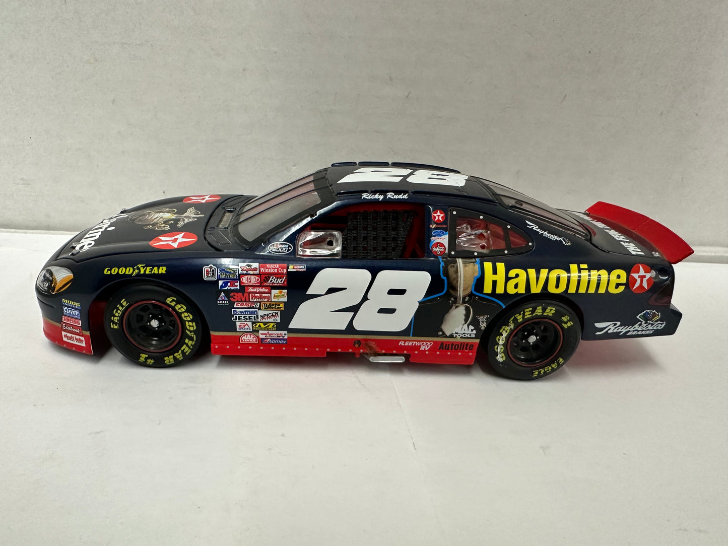 Action NASCAR Havoline Texaco MARINES 1/24 Scale Diecast #28 Ricky Rudd