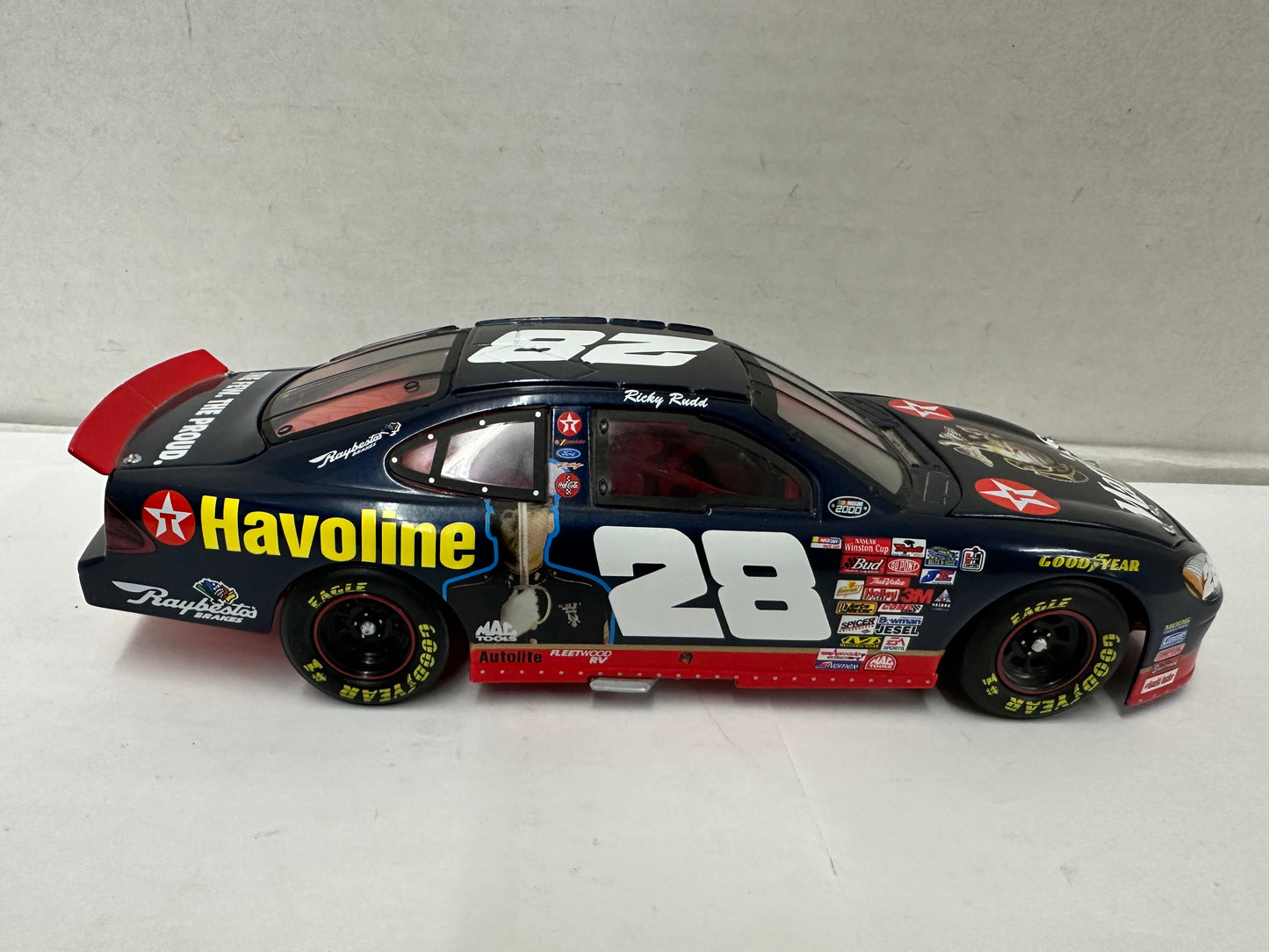 Action NASCAR Havoline Texaco MARINES 1/24 Scale Diecast #28 Ricky Rudd