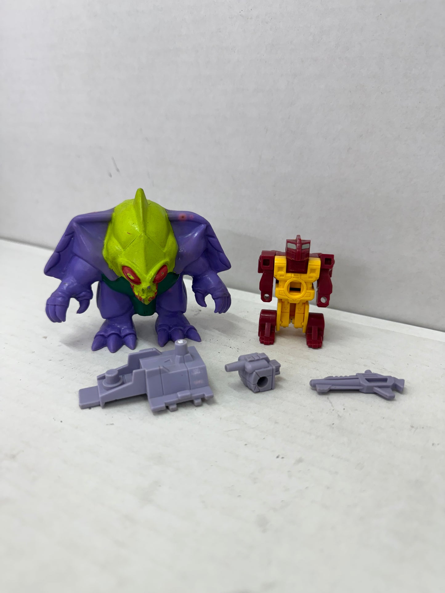 Vintage Hasbro G1 Transformers Pretender Wildfly Action Figure Complete