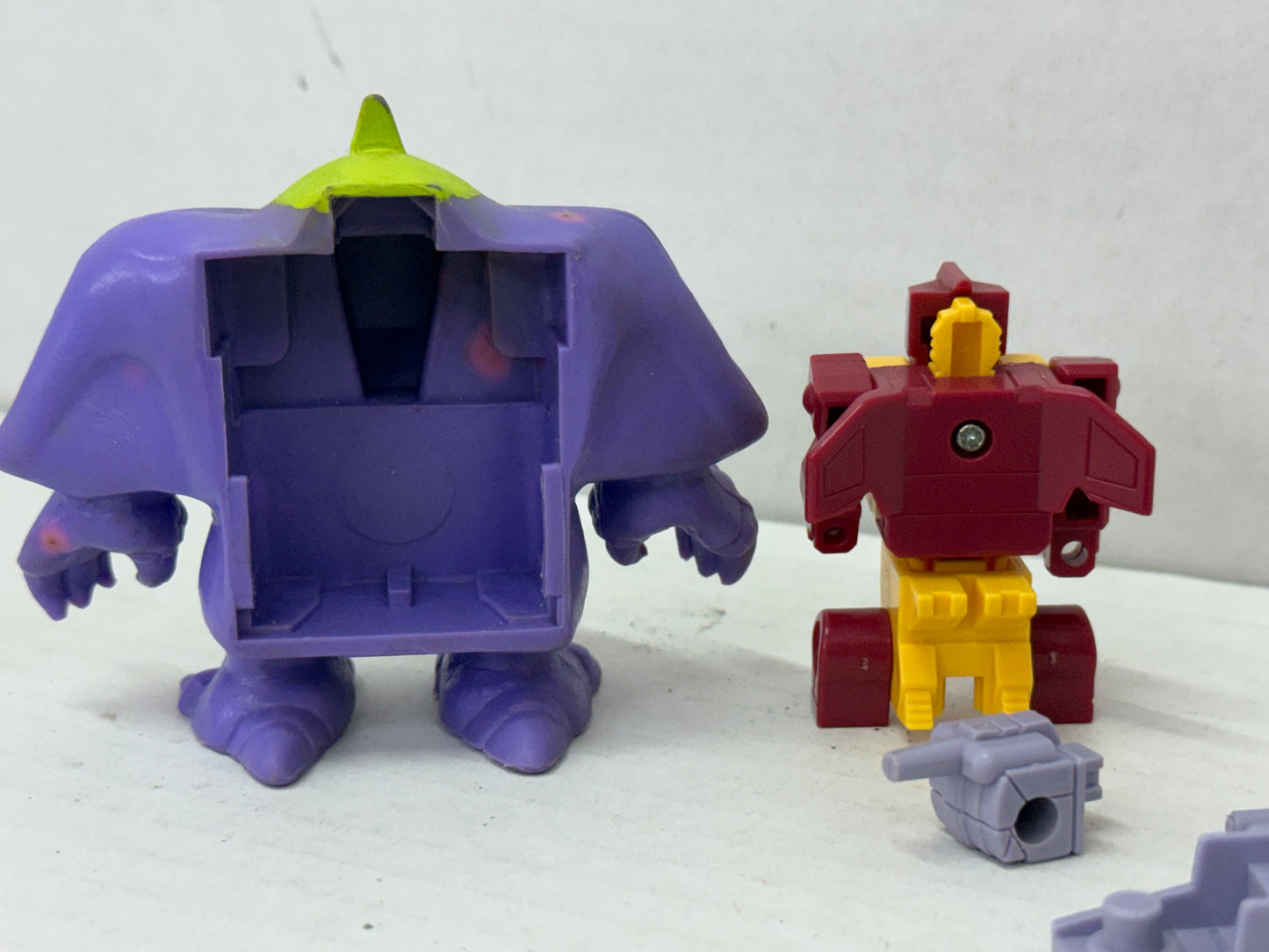 Vintage Hasbro G1 Transformers Pretender Wildfly Action Figure Complete