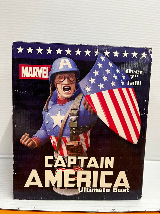 ULTRA RARE Diamond Select MARVEL WW2 Captain America Ultimate Bust (1041/1945)