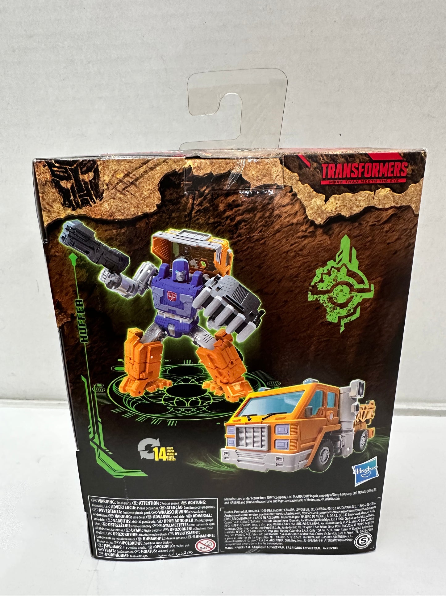 Transformers War for Cybertron: Kingdom Deluxe Huffer Action Figure