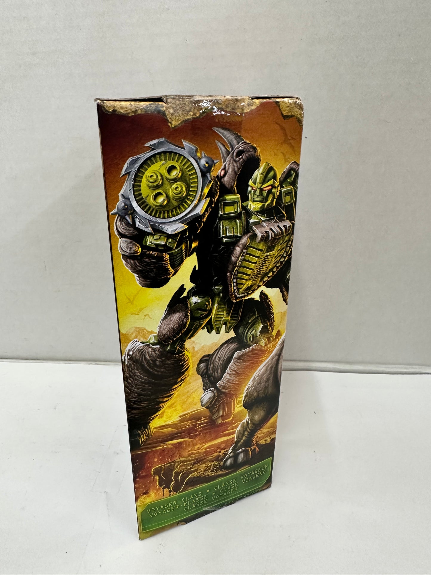Transformers War For Cybertron Kingdom WFC-K27 Rhinox