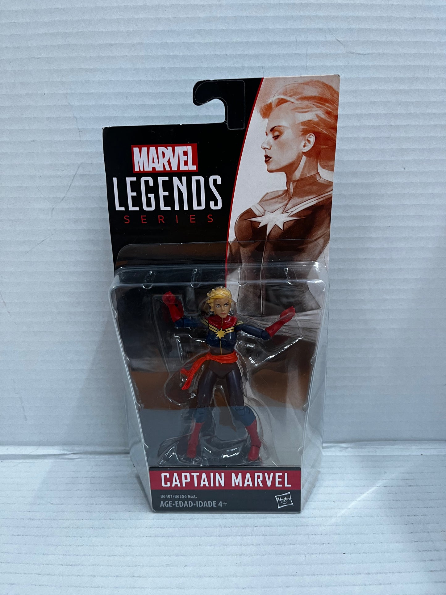 MARVEL LEGENDS SERIES CAPTAIN MARVEL 3.75" ACTION FIGURE