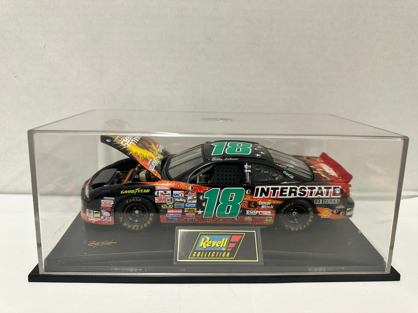 1998 Revel Collection 1:24 Scale NASCAR Small Soldiers Bobby Labonte #18
