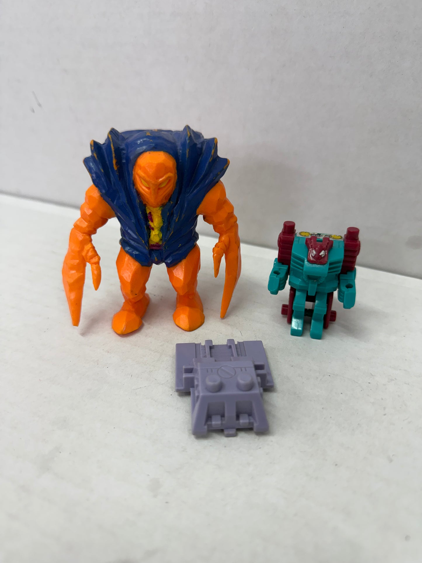 Transformers G1 Pretender Icepick 1989 Near Complete for Monstructor AS IS #2