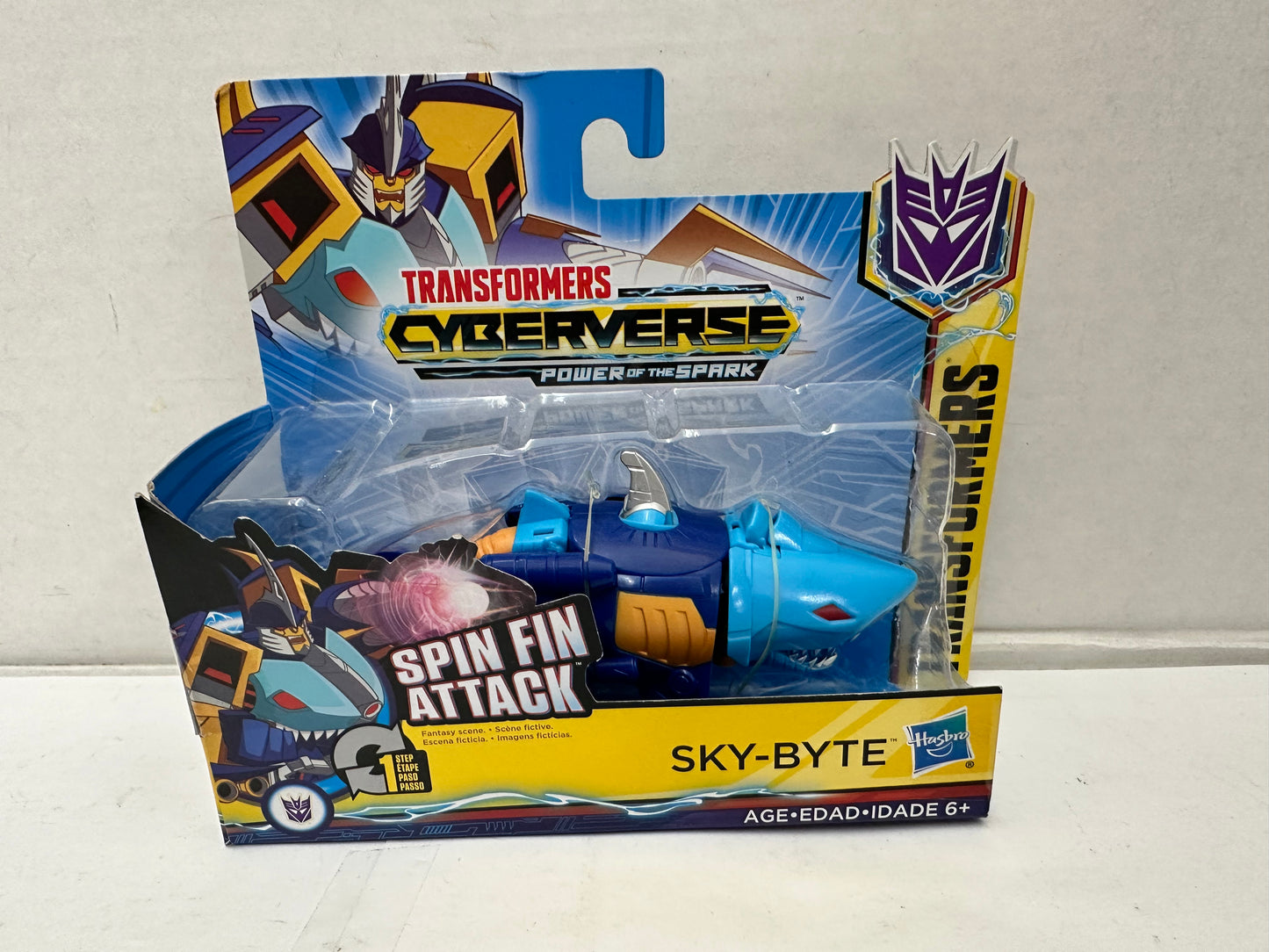 Transformers Toys Cyberverse Action Attackers 1-Step Changer Skybyte