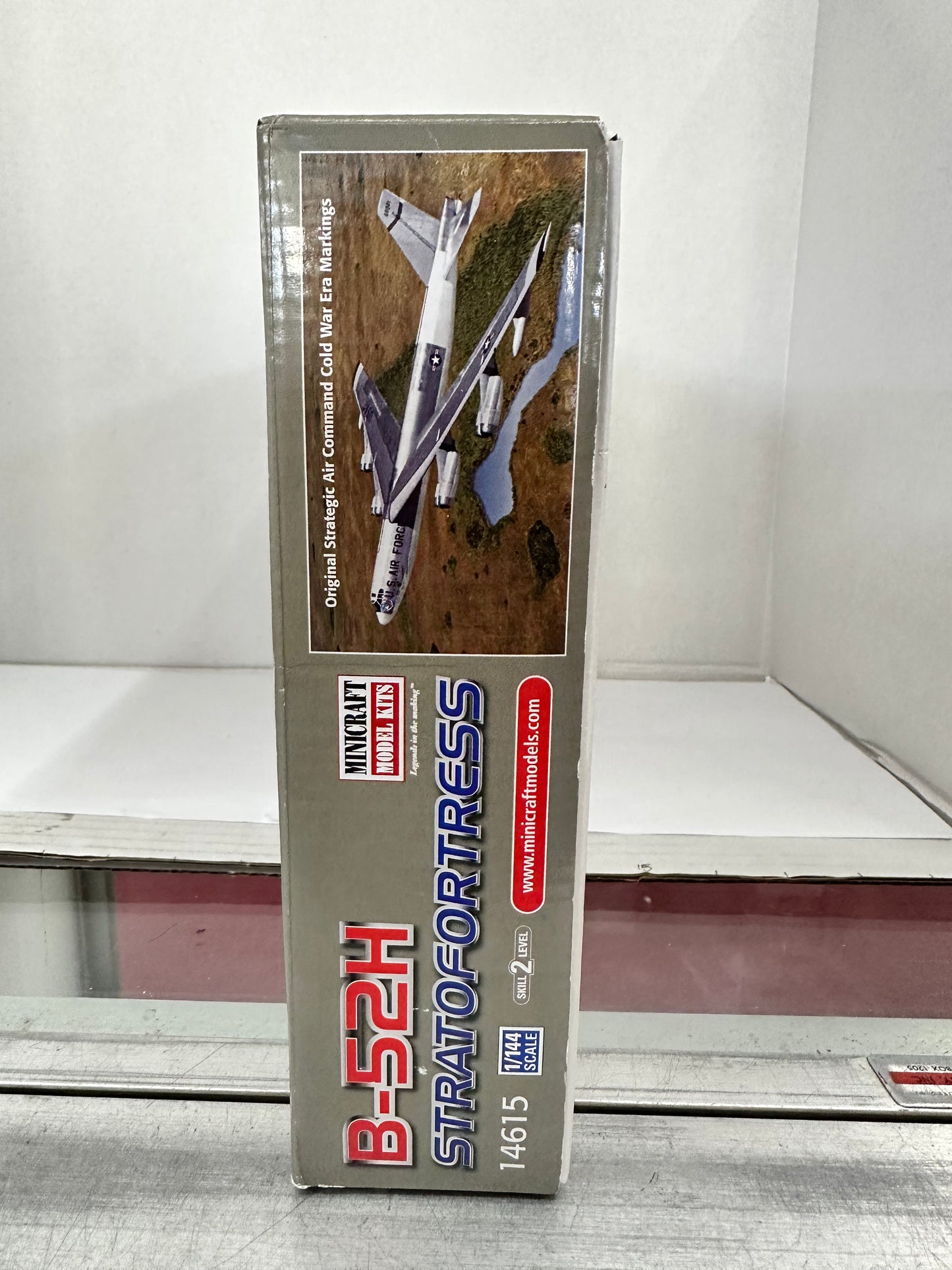 Minicraft Model Kits B-52H Stratofortress 1/144 Plastic Model Kit 14615 Plane
