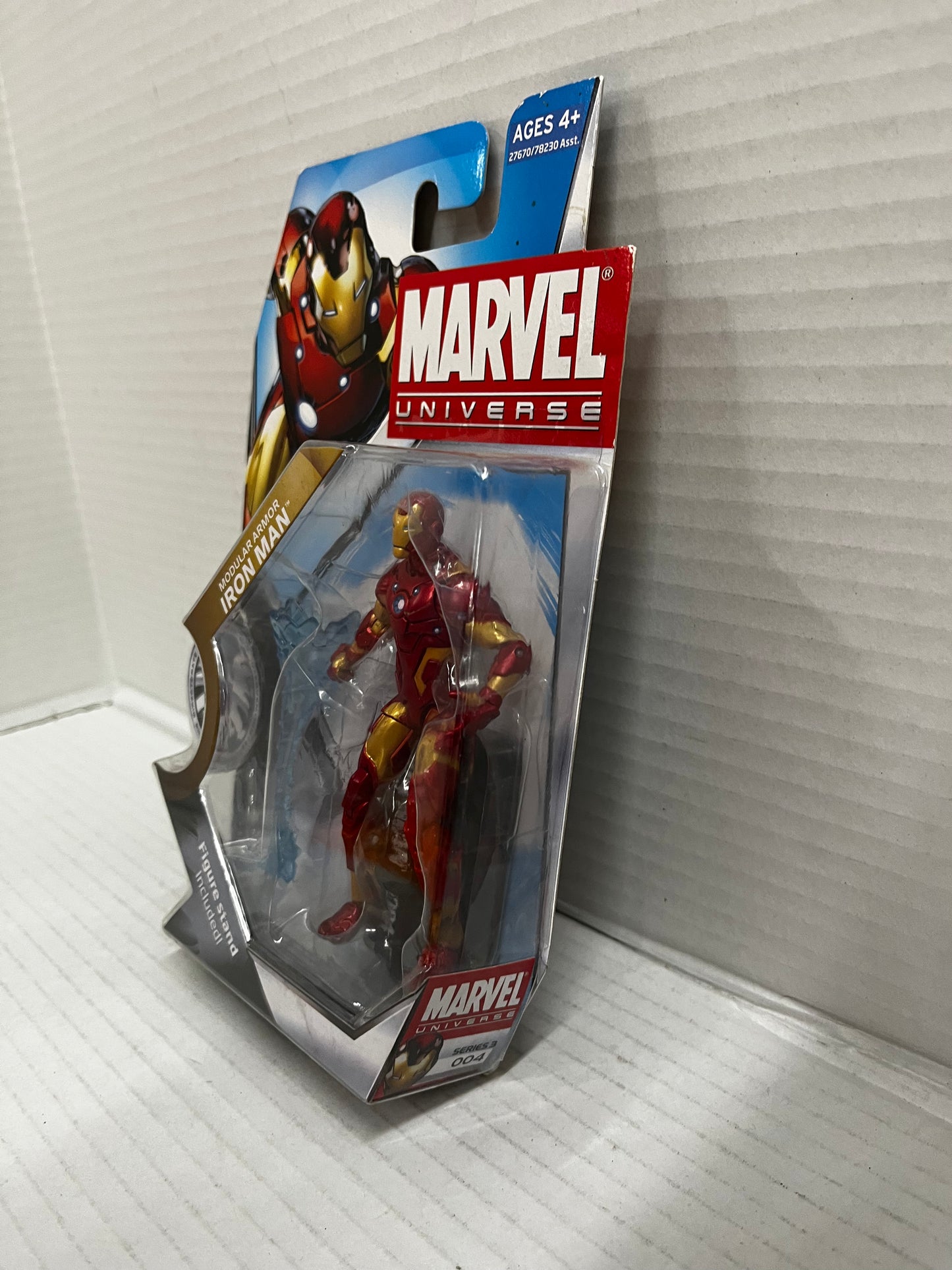 Marvel Universe Modular Armor Iron Man 3.75’ Action Figure Series