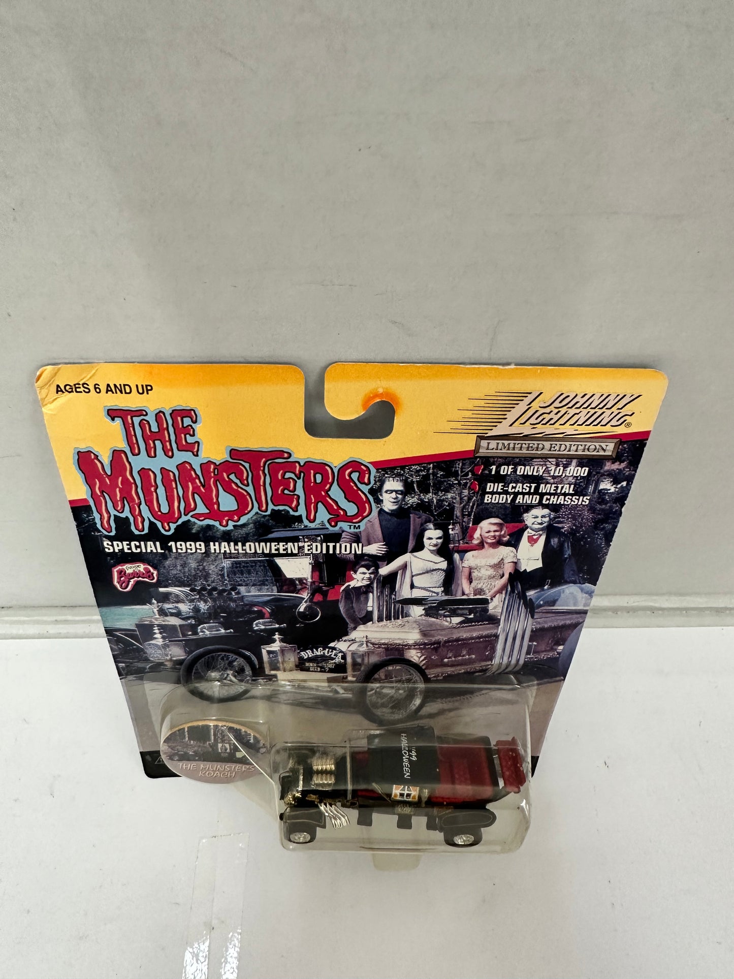 1999 HALLOWEEN EDITION THE MUNSTERS KOACH JOHNNY LIGHTNING