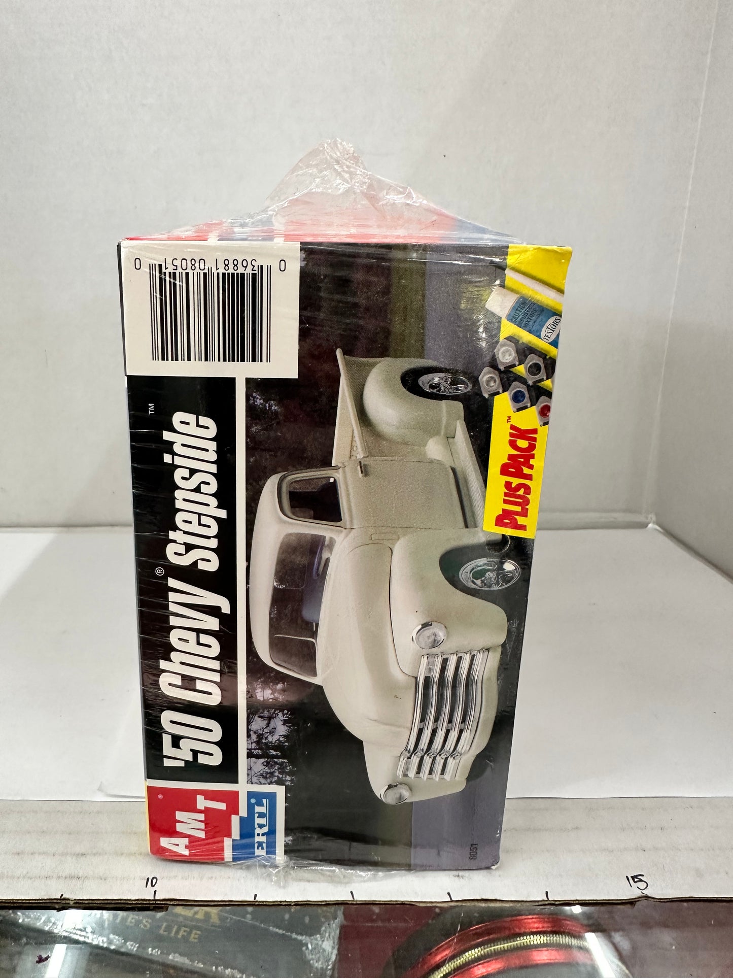 AMT '50 Chevy Stepside Kit # 8051 Factory Sealed 1:25