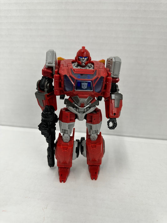 Transformers Ironhide Complete SS-84 Studio Series Deluxe Class