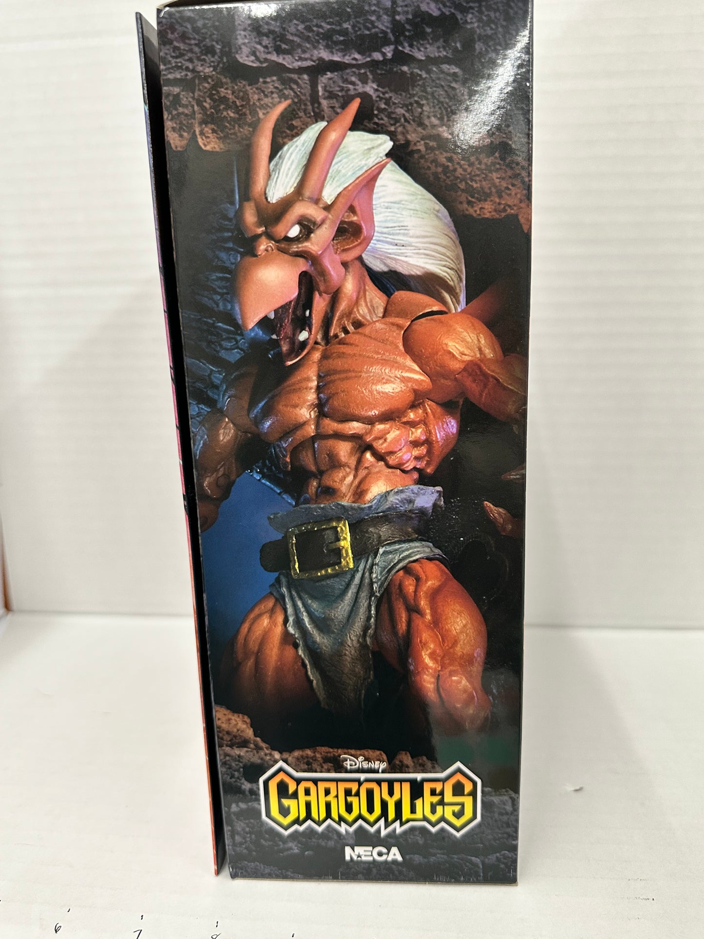 NECA Disney Gargoyles BROOKLYN Ultimate Action Figure 7'
