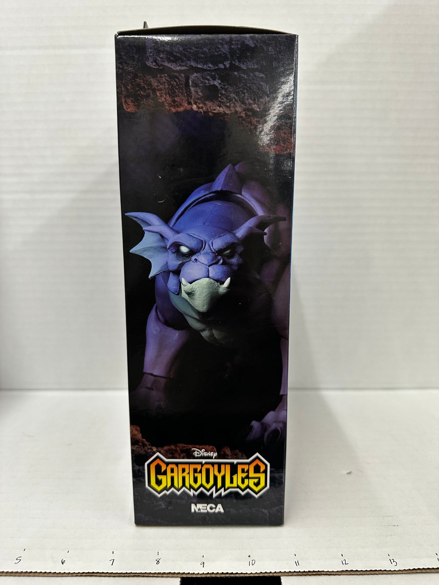 NECA Gargoyles Bronx Ultimate Action Figure W Goliath’s Closed Wing.. Brand New