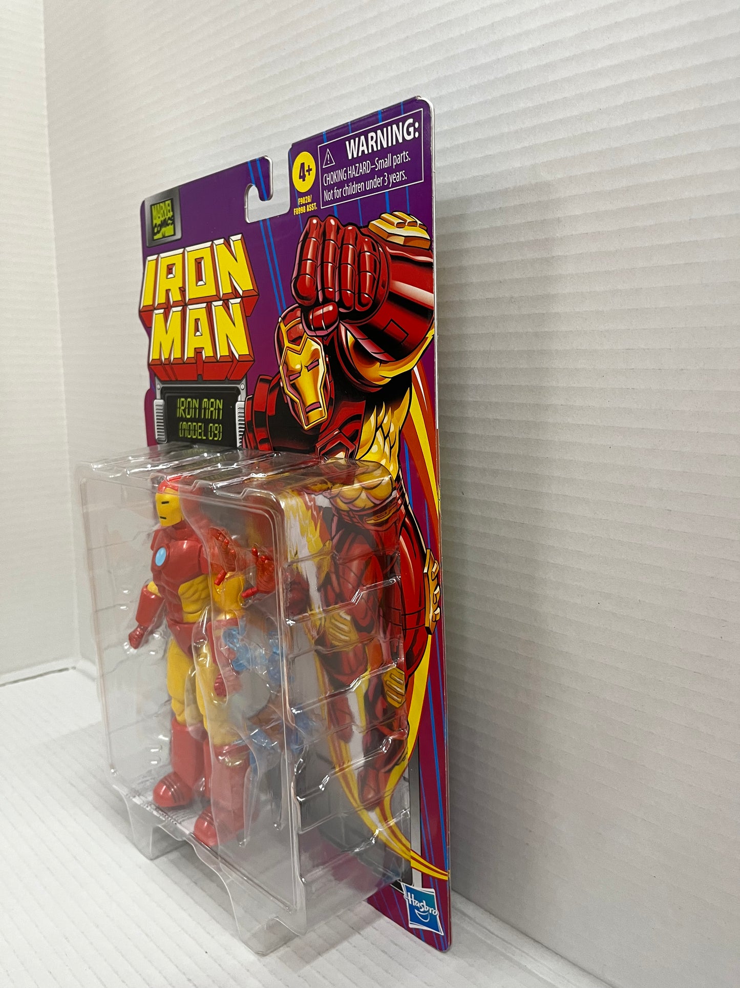 Marvel Legends RETRO IRON MAN MODEL 09 Avengers NEW 2024