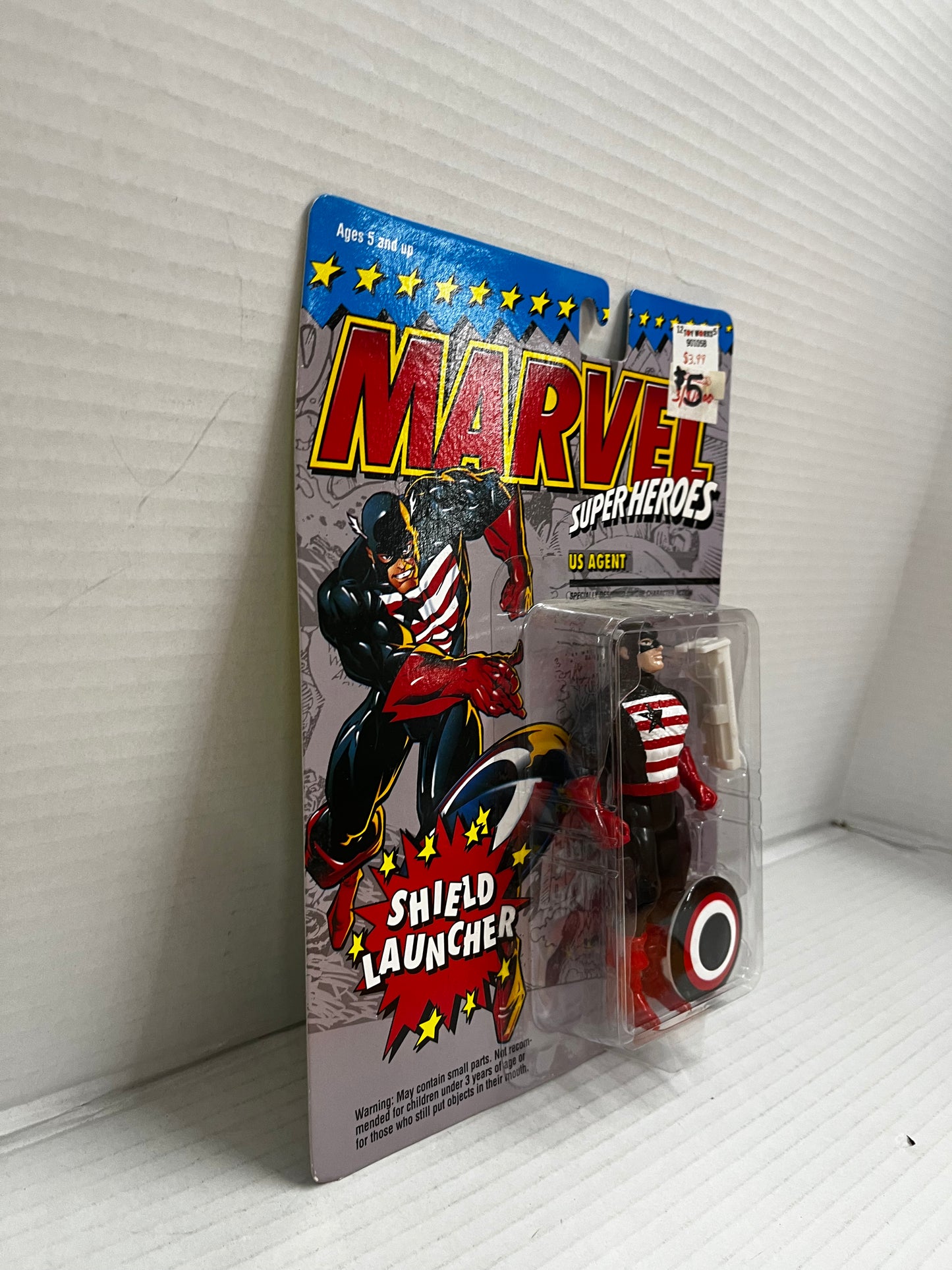 Marvel Super Heroes US AGENT Action Figure w/ Shield Launcher 1994 Toy Biz NEW