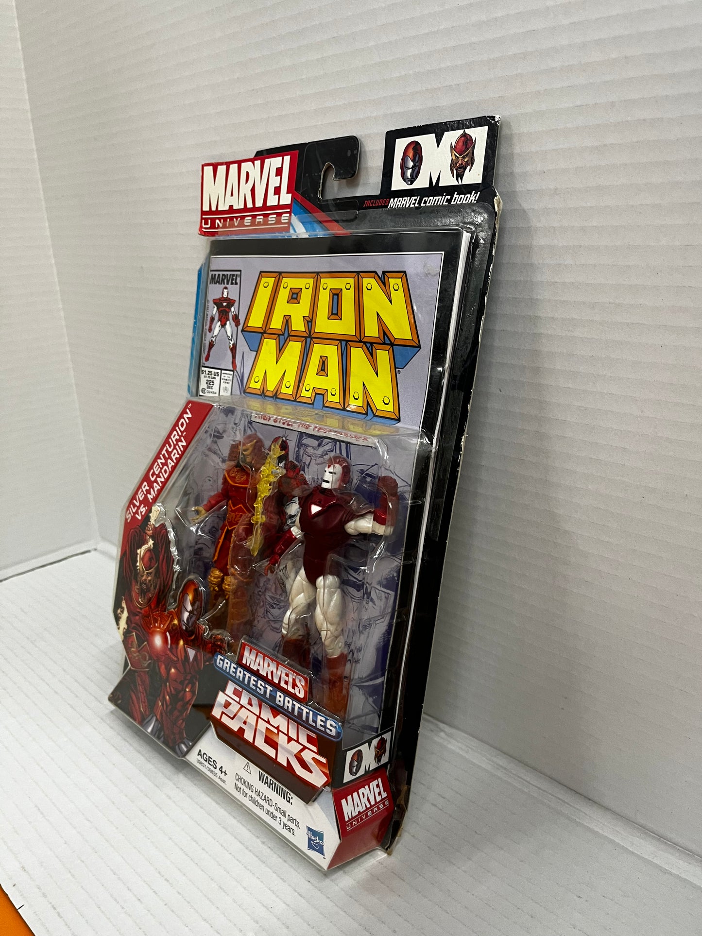 NEW & SEALED 2011 Marvel Comic Packs SILVER CENTURION vs MANDARIN 2 Figure Set