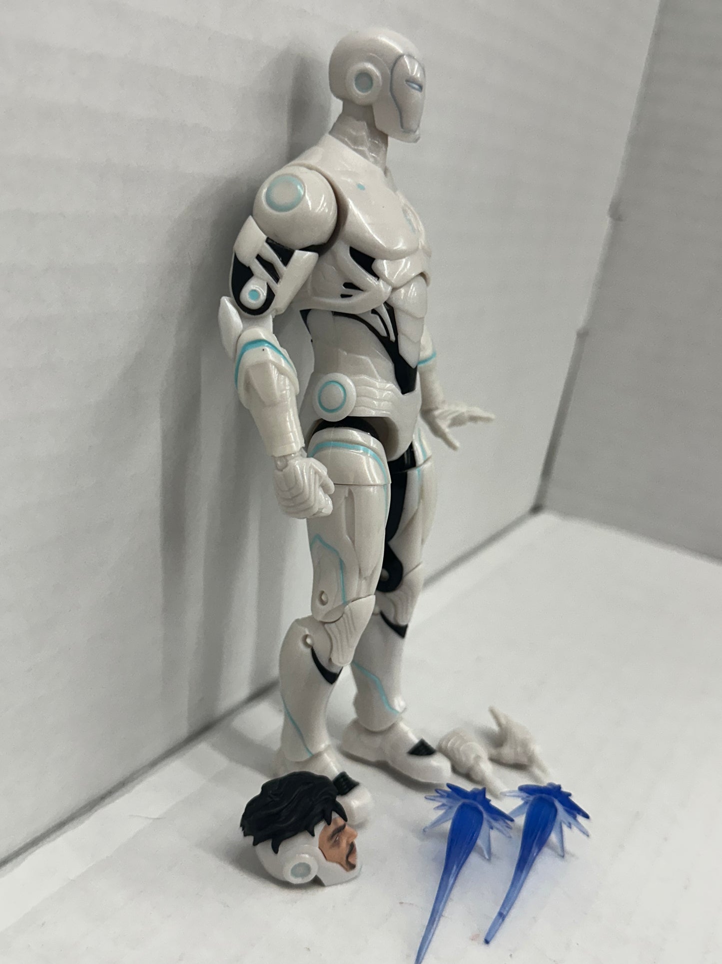 Superior Iron Man Hasbro Marvel Legends 6” Figure Zabu BAF Wave Complete