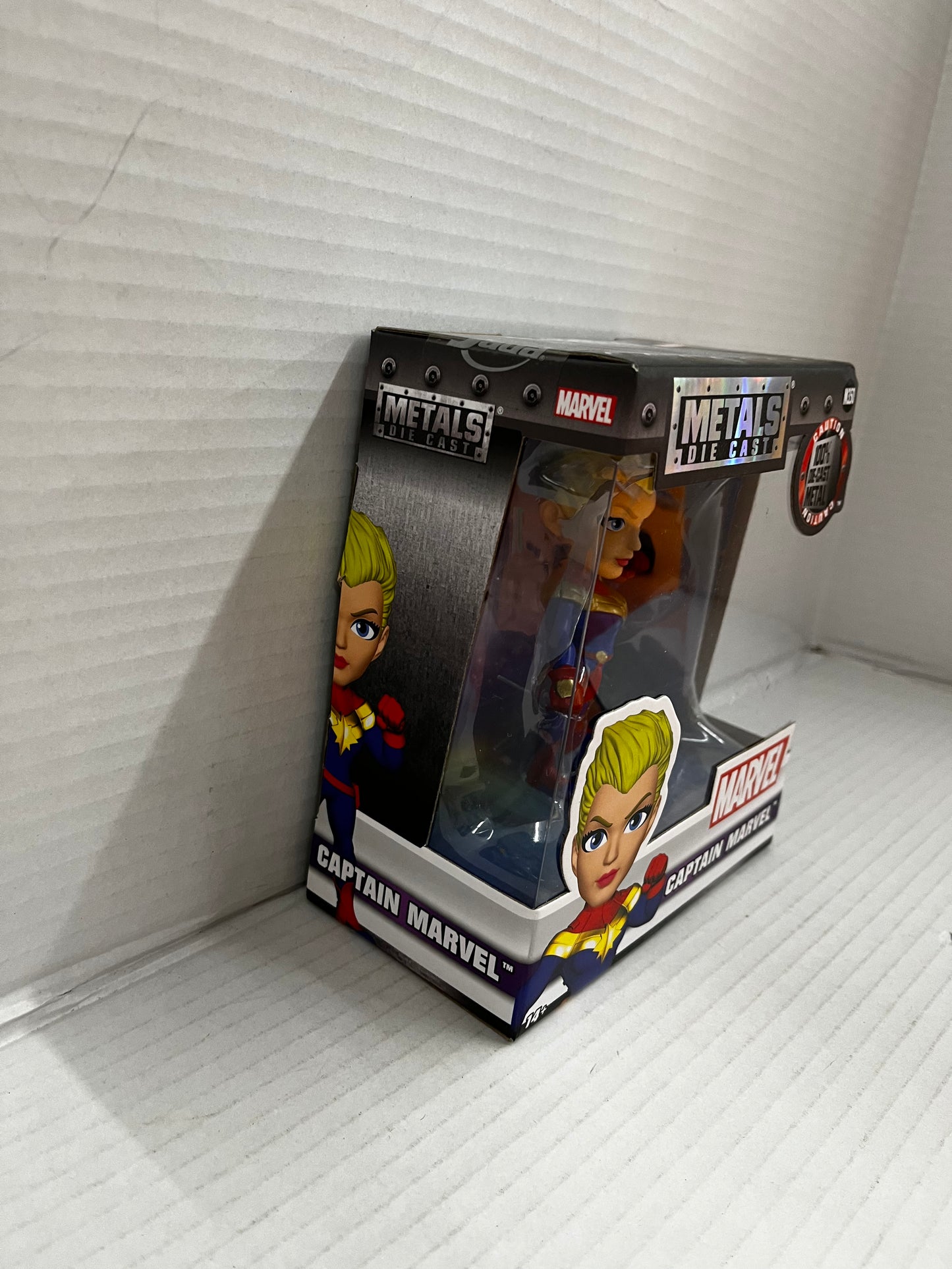 Captain Marvel Metalfigs Die Cast M350 Figure Metal Jada Toys 4" New