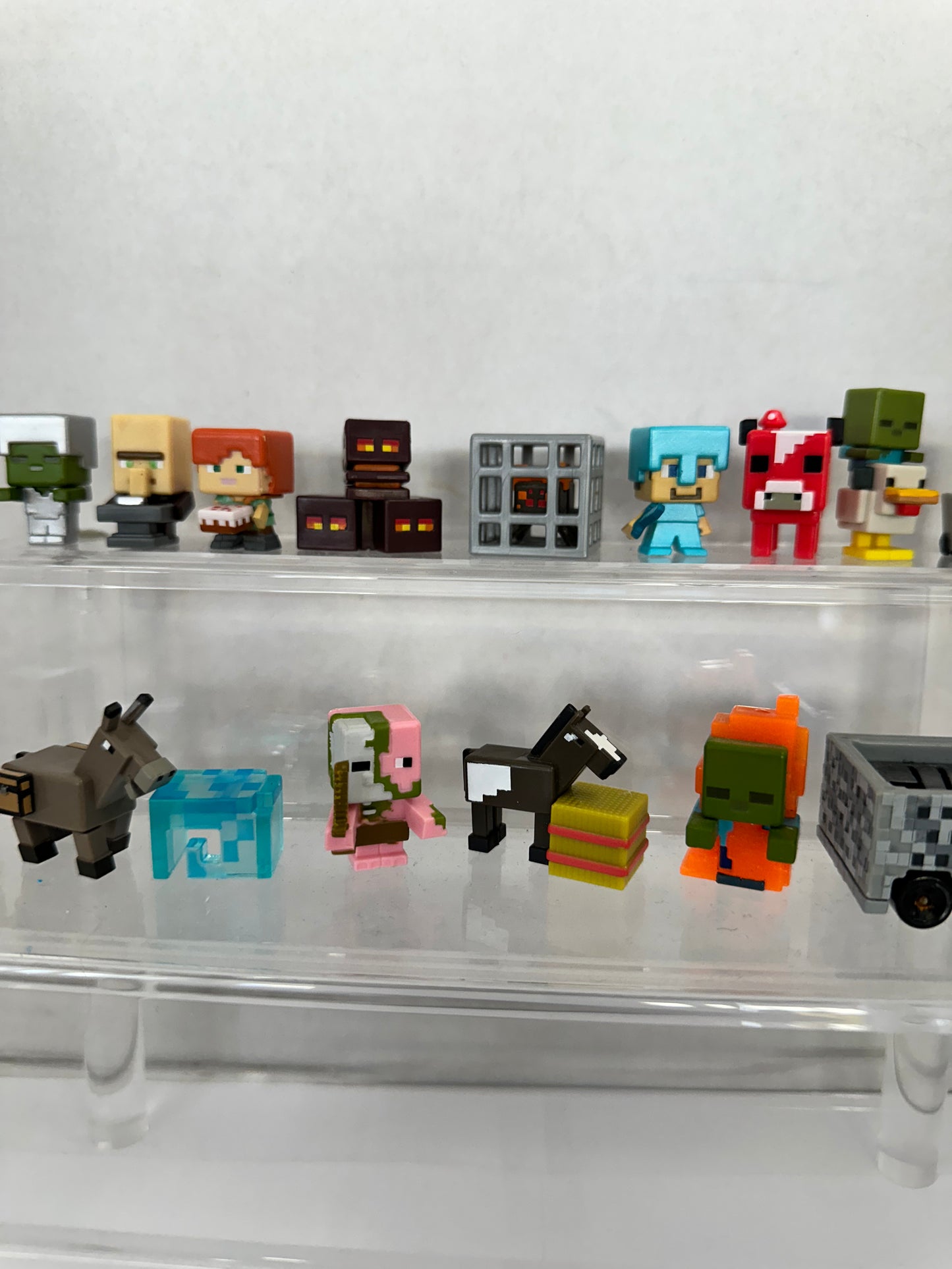 Minecraft Figure Lot of 16 Mini Figures - #2