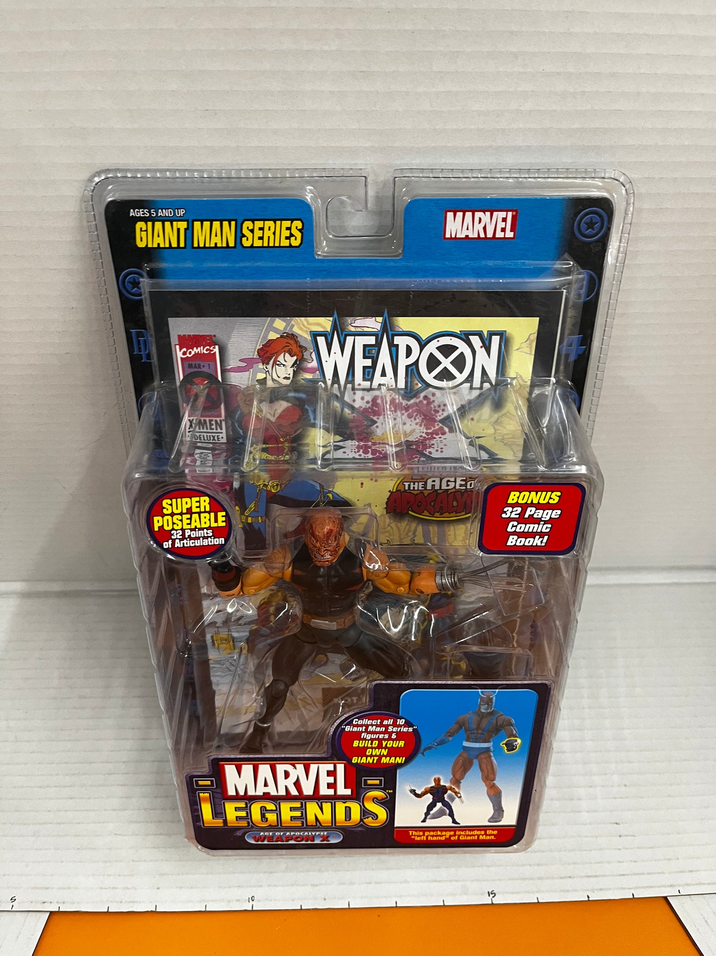 Toybiz 2006 Marvel Legends Weapon X / Wolverine Burnt Variant Giant Man BAF MIB