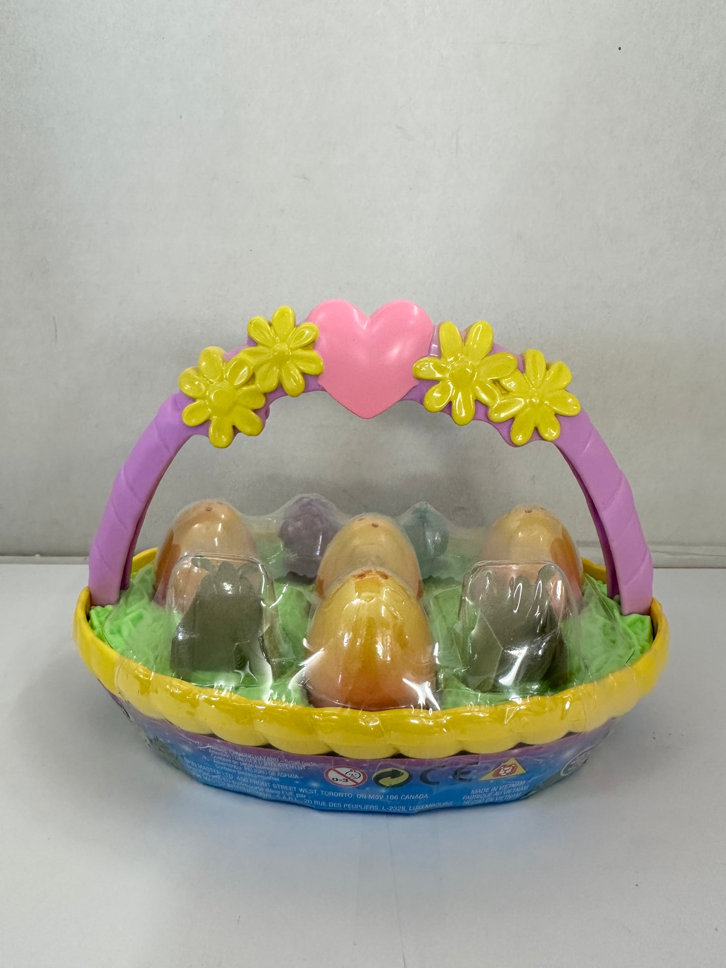 Hatchimals CollEGGtibles Basket with 6 Hatchimals NEW Lamb Chick Easter