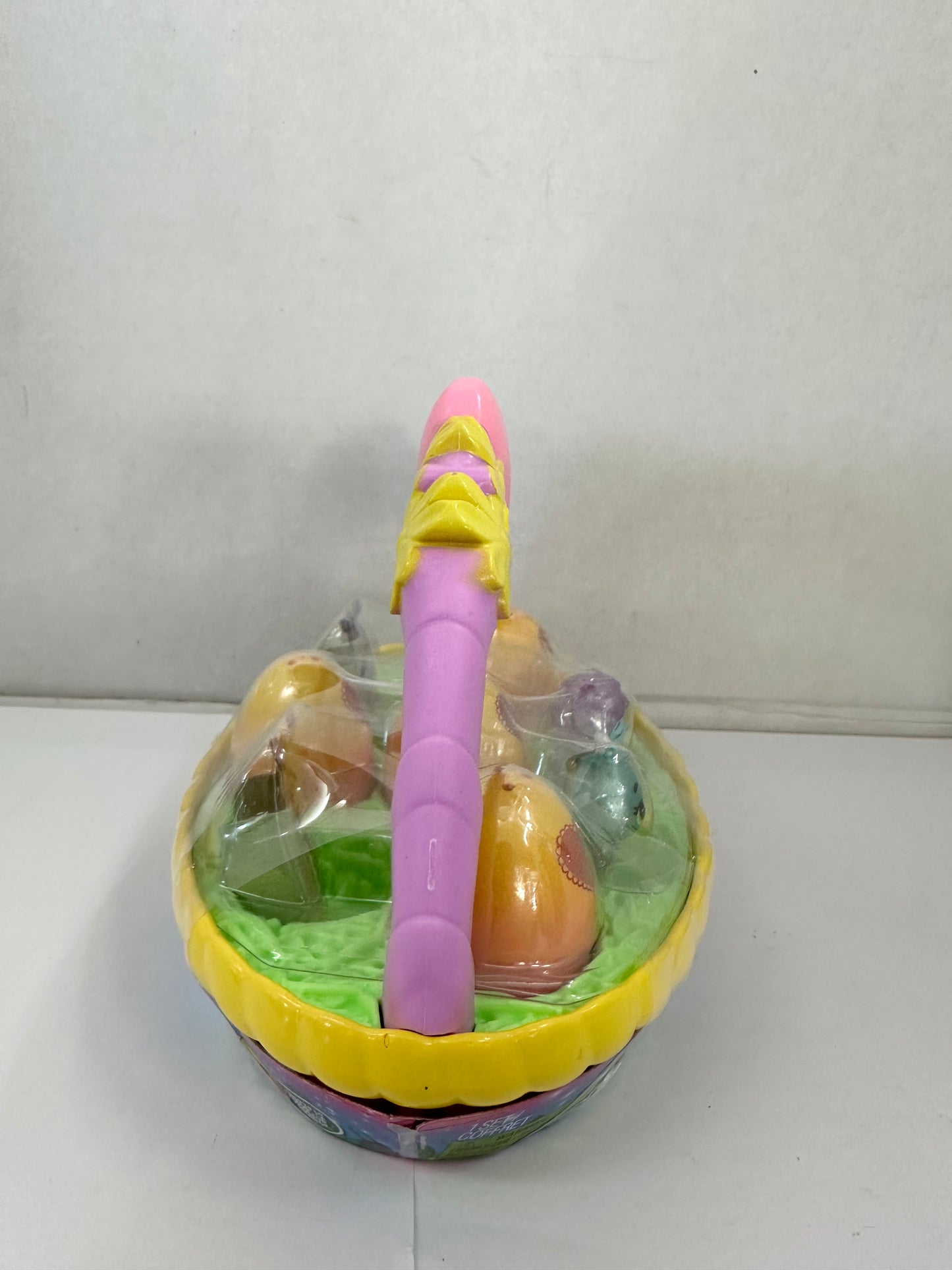 Hatchimals CollEGGtibles Basket with 6 Hatchimals NEW Lamb Chick Easter