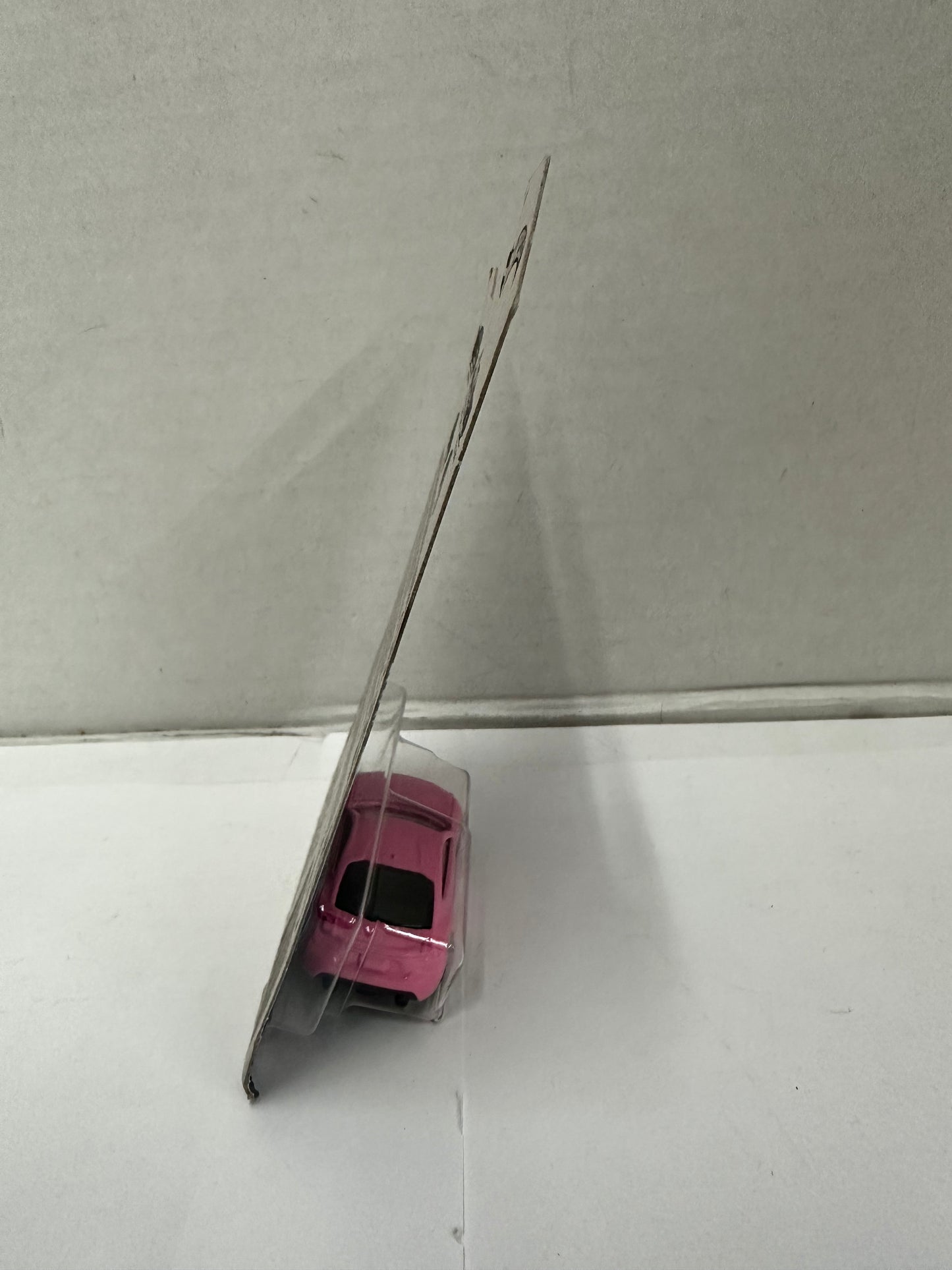 Hot Wheels Scion FR-S, Pink 5/5