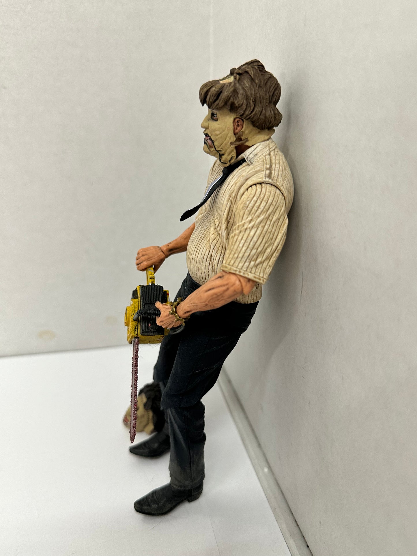Leatherface Texas Chainsaw Massacre 8" RETRO CLOTHED Action Figure NECA LOOSE