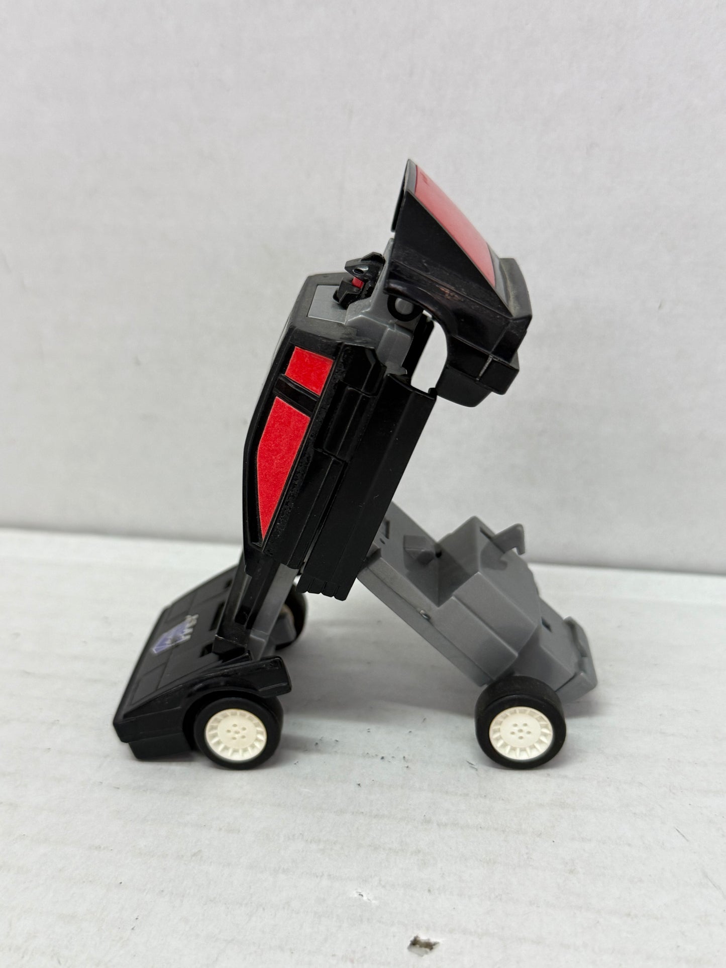G1 Transformers - Runabout - '86 Vintage Hasbro COMPLETE With Gun #1