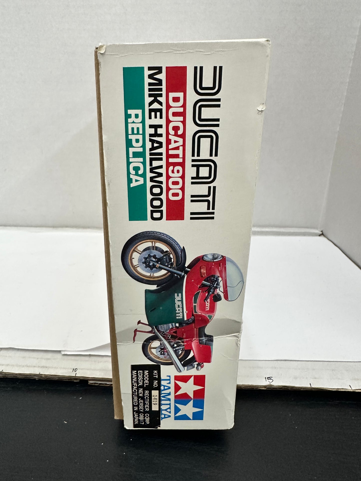 Tamiya 1/12 scale model kit of the legendary Ducati 900 Mike Hailwood Replica
