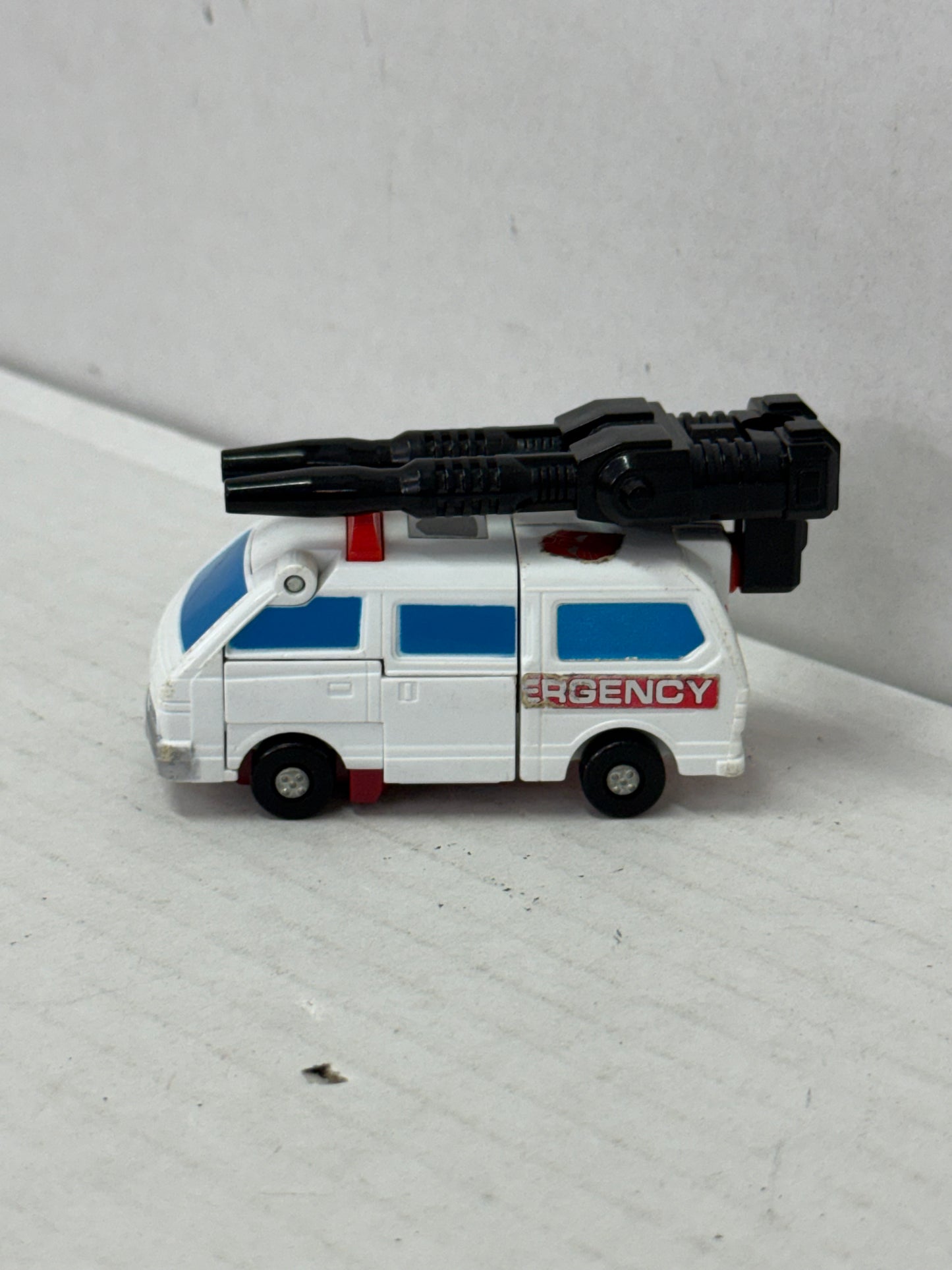 Transformers Original G1 1986 Protectobot First Aid Near Complete Defensor #1