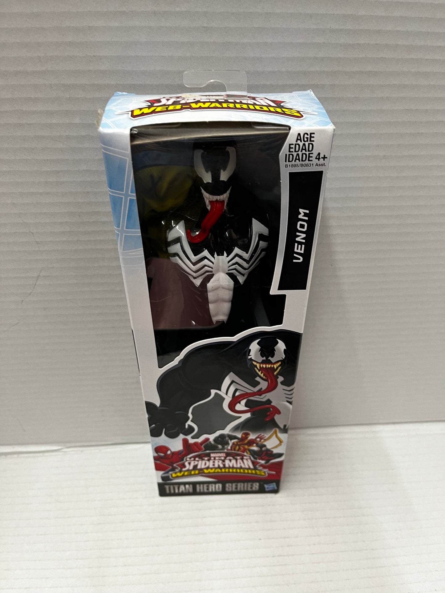 Hasbro Titan Hero Series Marvel Ultimate Spider-Man Web Warriors Venom Figure