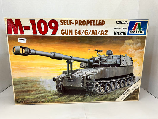 Italeri M-109 Self-Propelled Gun E4/G/A1/A2 1:35 Scale OPEN BOX #246