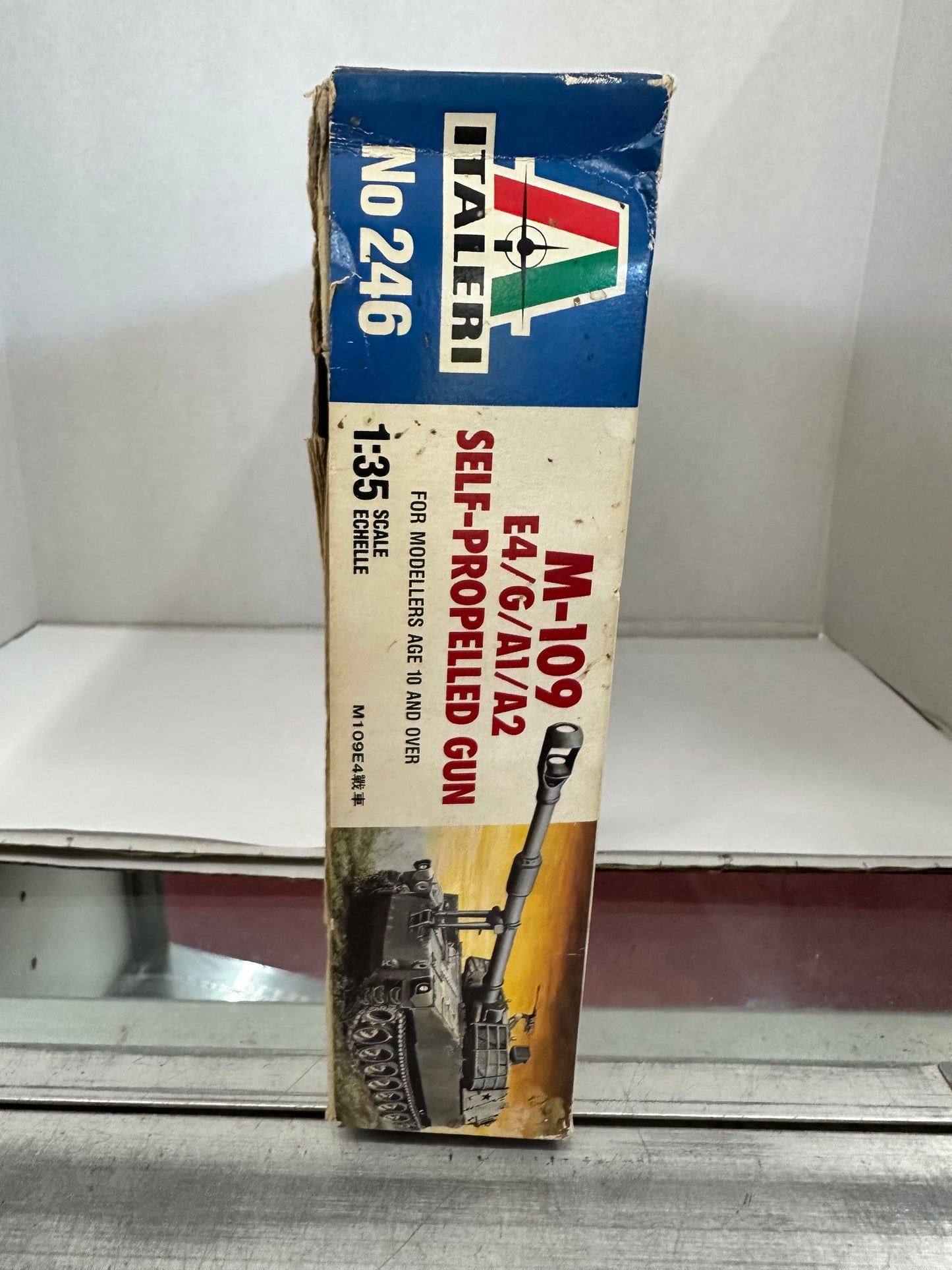 Italeri M-109 Self-Propelled Gun E4/G/A1/A2 1:35 Scale OPEN BOX #246