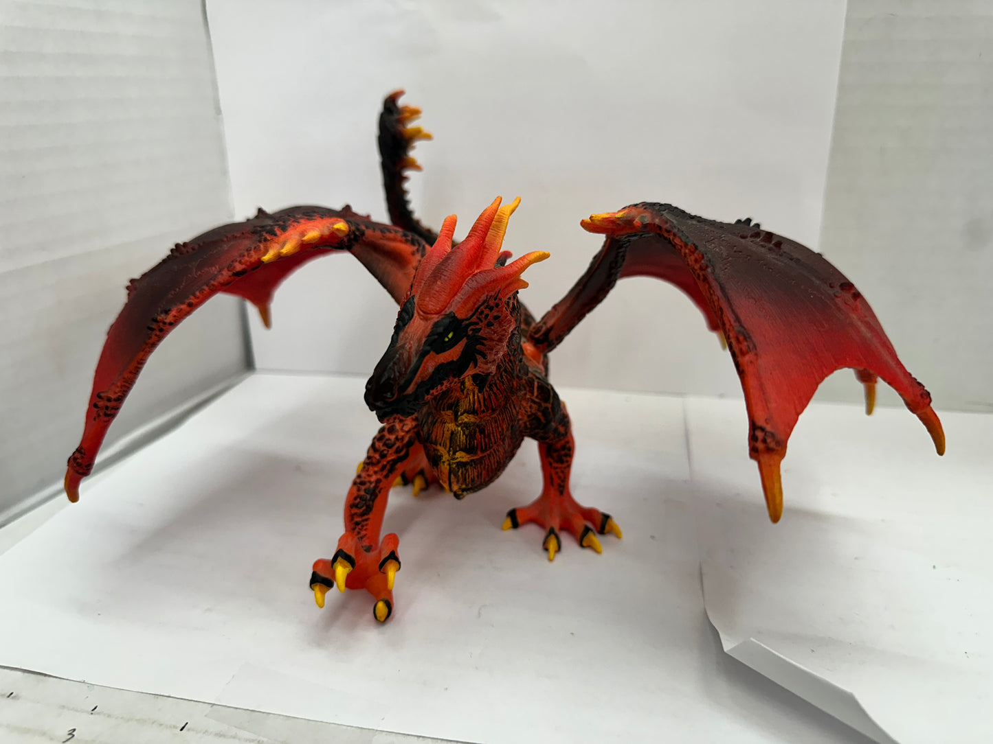 Schleich Eldrador Creatures Lava Dragon Figure Red Orange Black With Wings