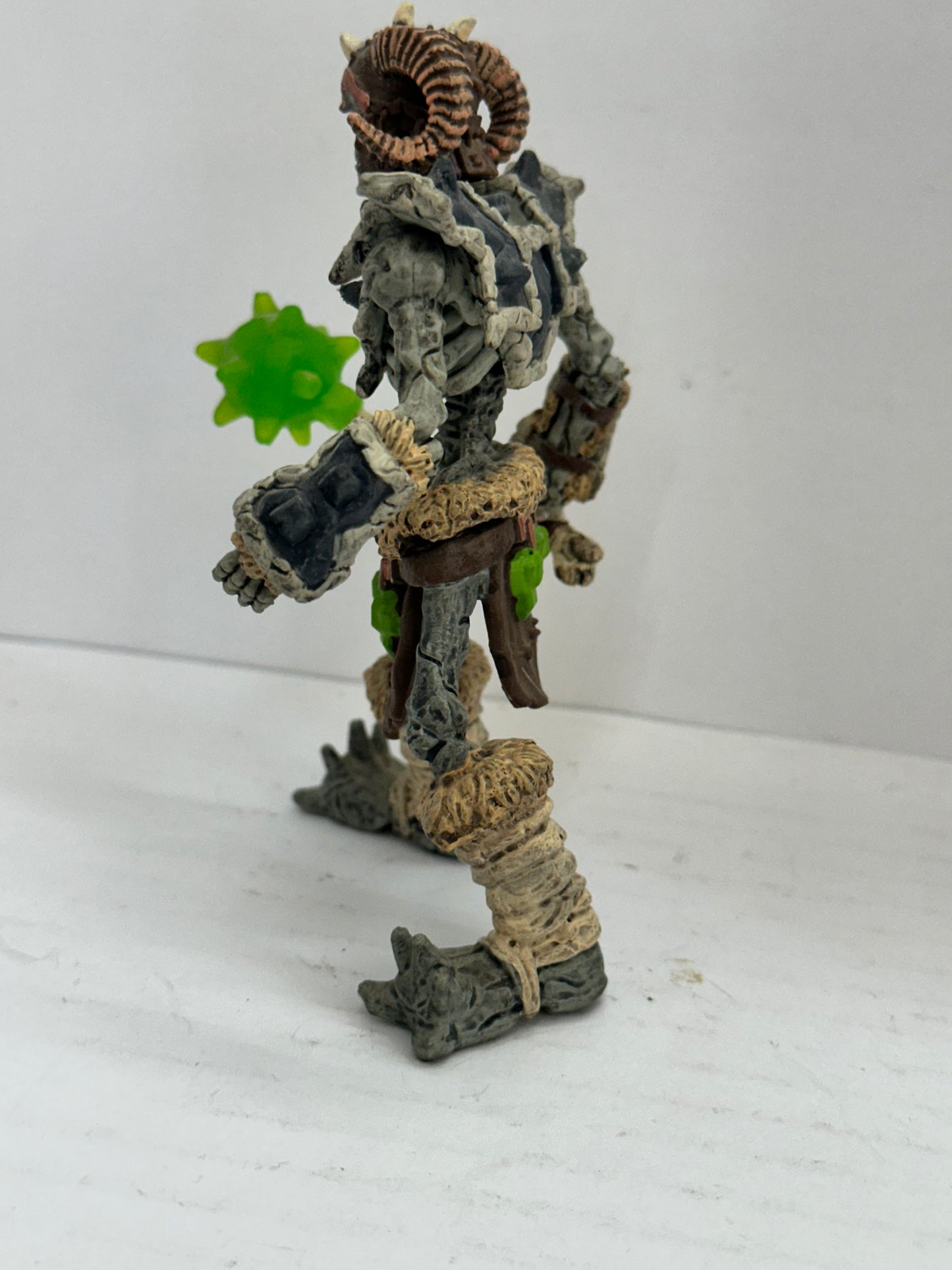 Schleich Eldrador Monster Creatures 42450 Stone Skeleton W/ Weapon Very Rare