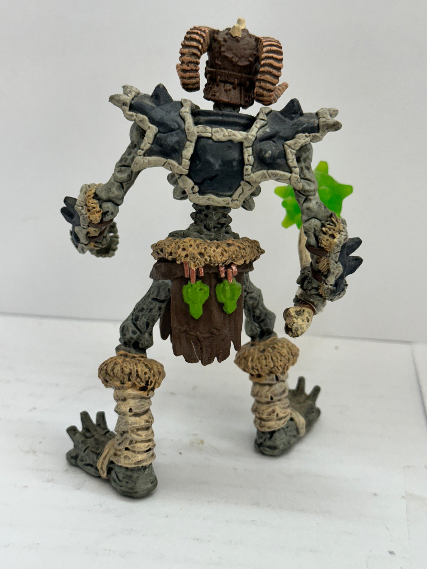 Schleich Eldrador Monster Creatures 42450 Stone Skeleton W/ Weapon Very Rare