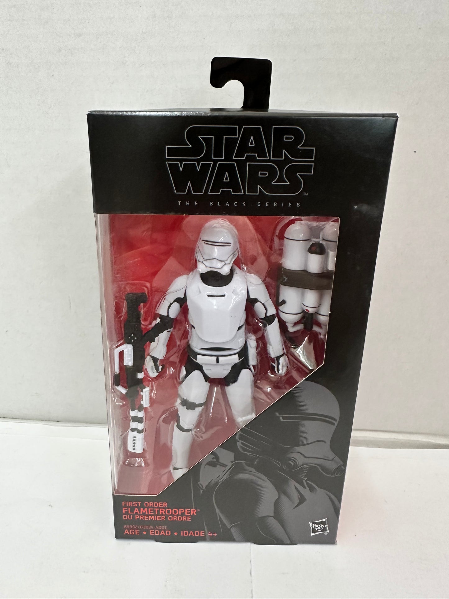 Hasbro Star Wars The Black Series 6 inch First Order Flametrooper Action Figure