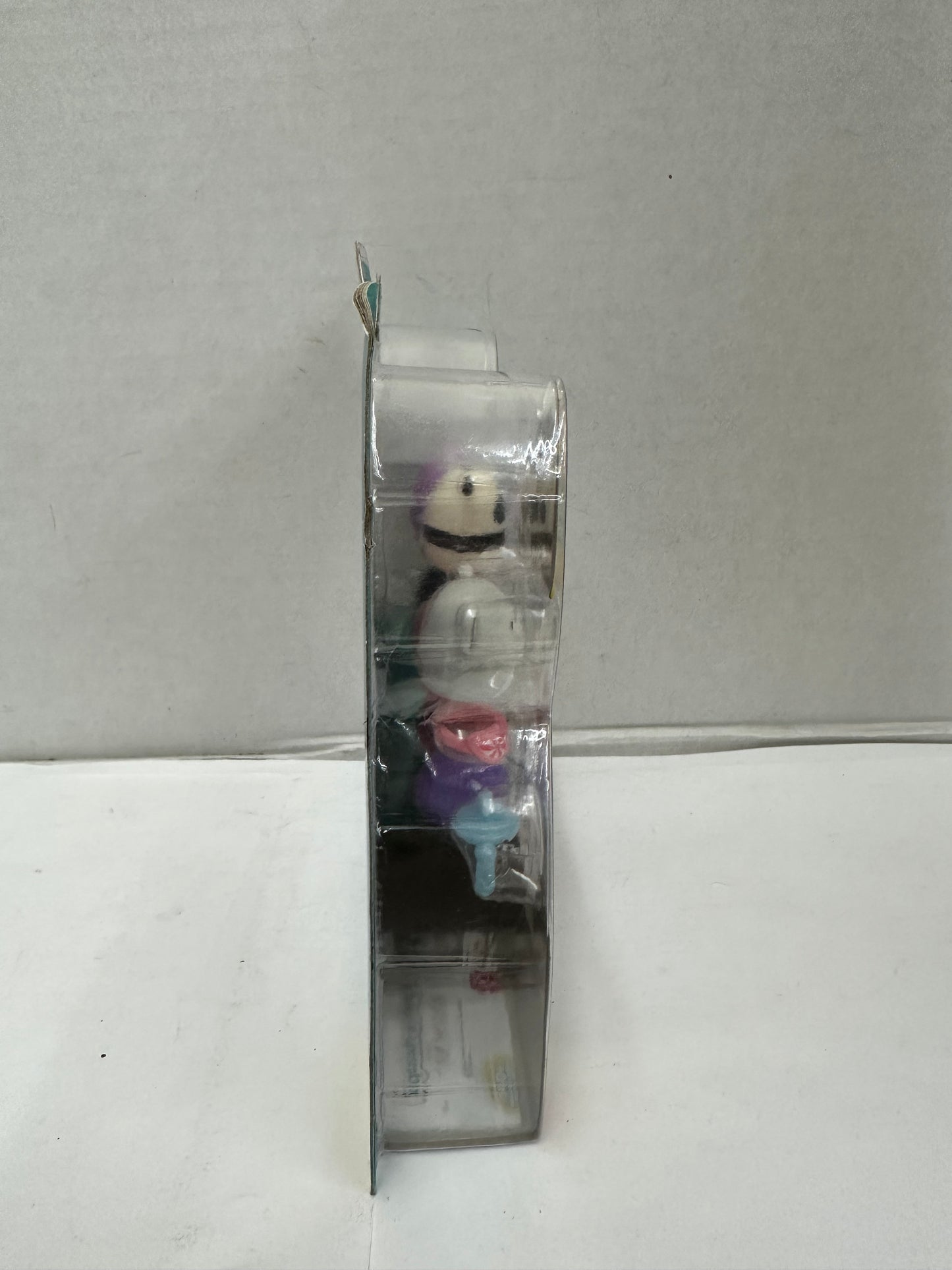 Squish-a-longs 8 Figures - 1”  2 Accessories, Random Collection Series 1