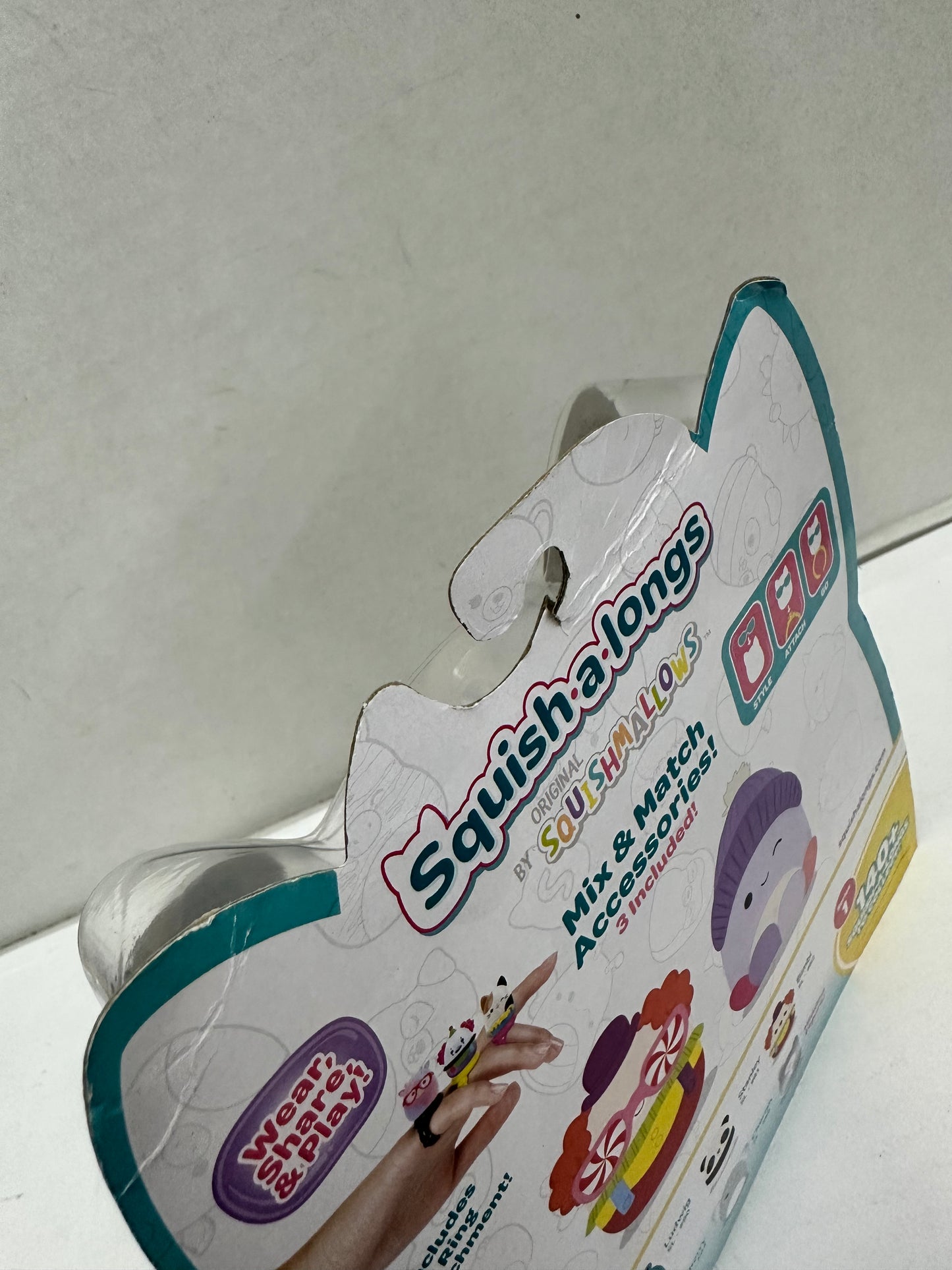 Squish-a-longs 8 Figures - 1”  2 Accessories, Random Collection Series 1