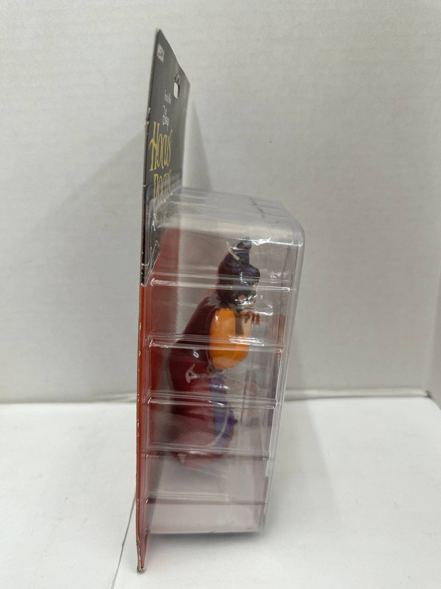 NECA Disney Hocus Pocus Mary Sanderson 6” Action Figure New Sealed
