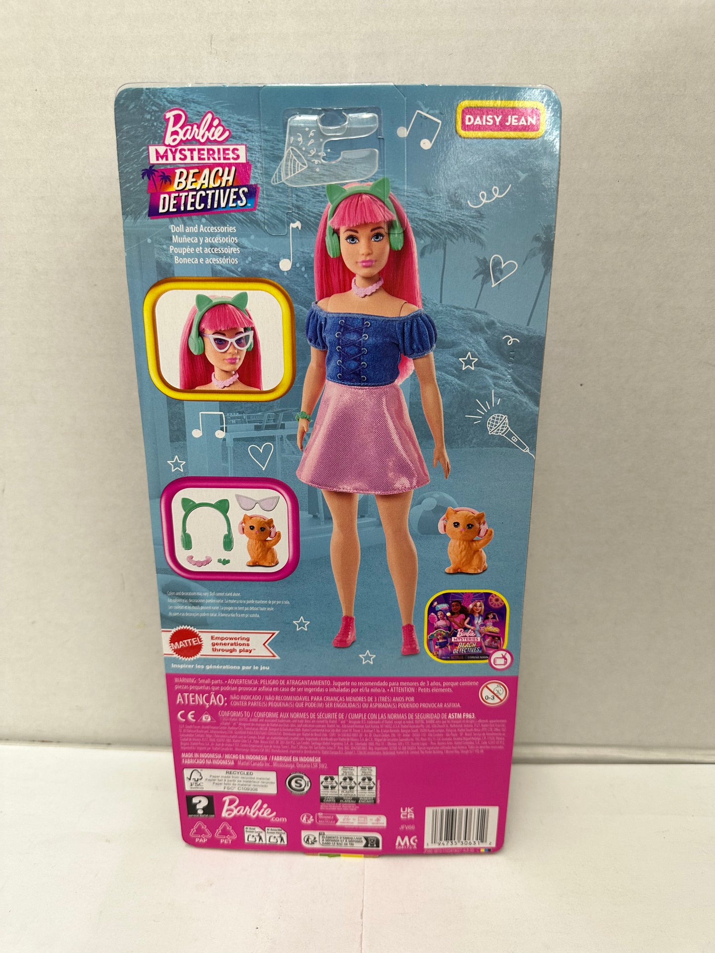 Barbie Mysteries: Beach Detective Daisy Jean Doll