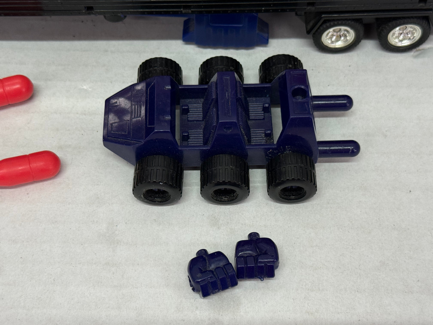 Transformers G2 OPTIMUS PRIME Vintage 1992 Autobot INCOMPLETE See Details