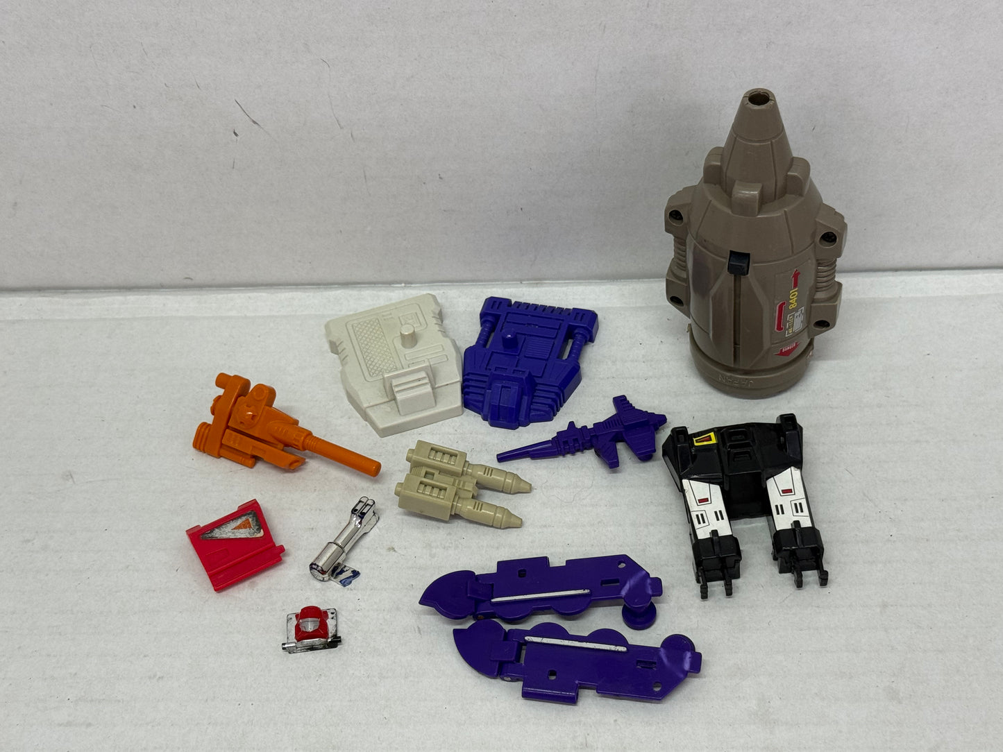 Vintage Hasbro Takara G1 Transformers lot for parts Random