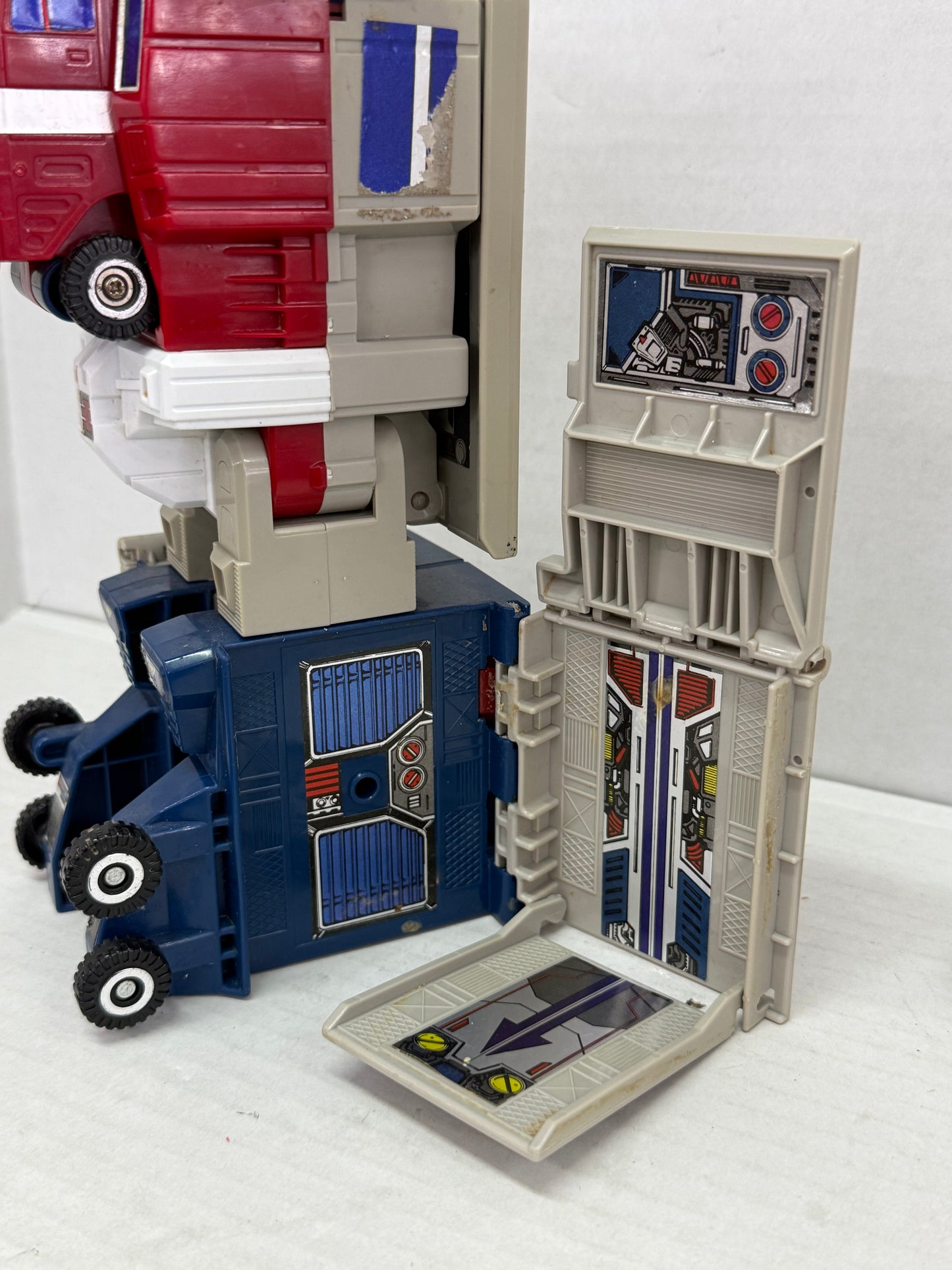 Optimus Prime Powermaster Incomplete 1988 G1 Transformers Action Figure #3